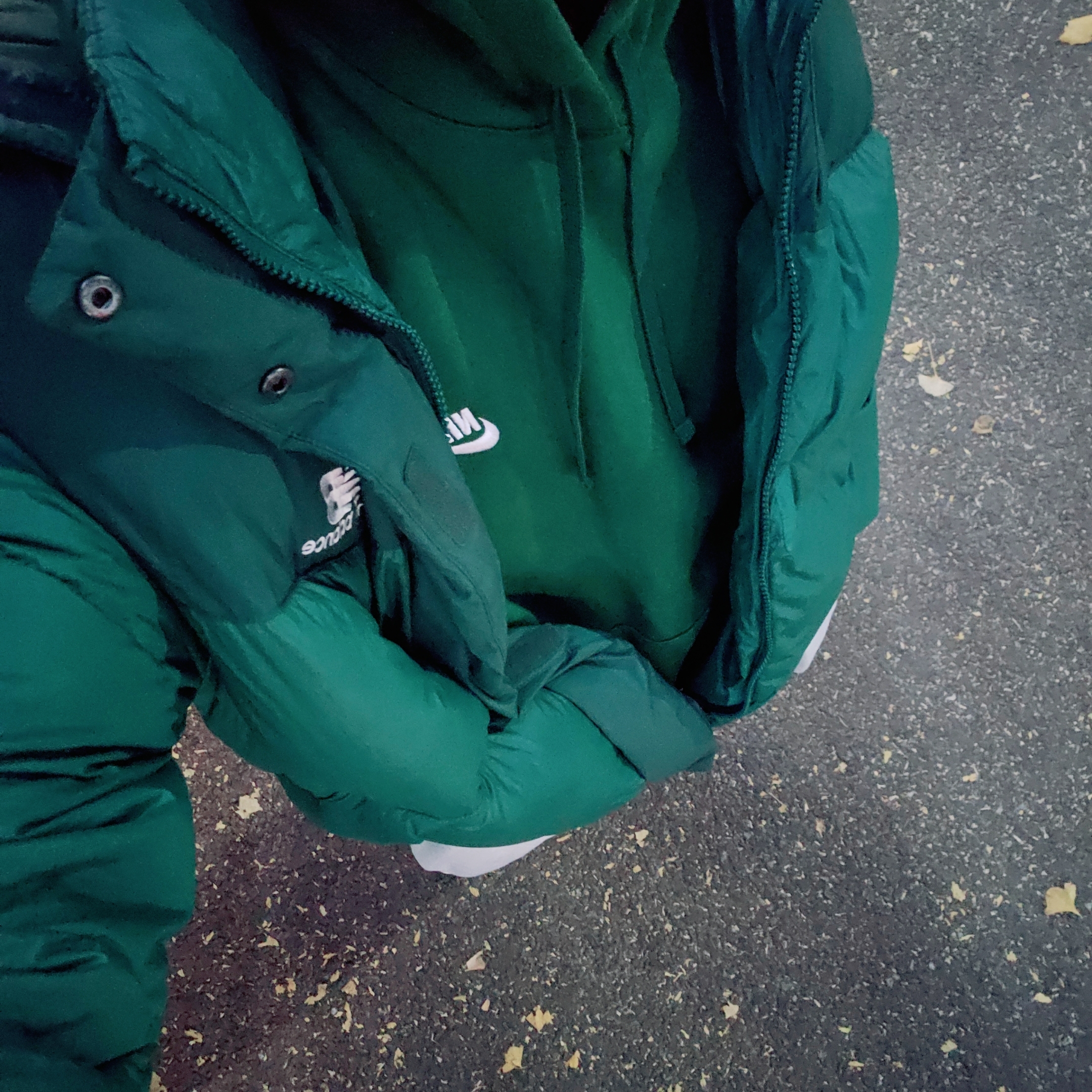 Nike NSW Club Fleece Pullover Hoodie Gorge Green - Asia, Nike NSW Club Fleece Pullover Hoodie Gorge Green - US/EU 착용 스타일