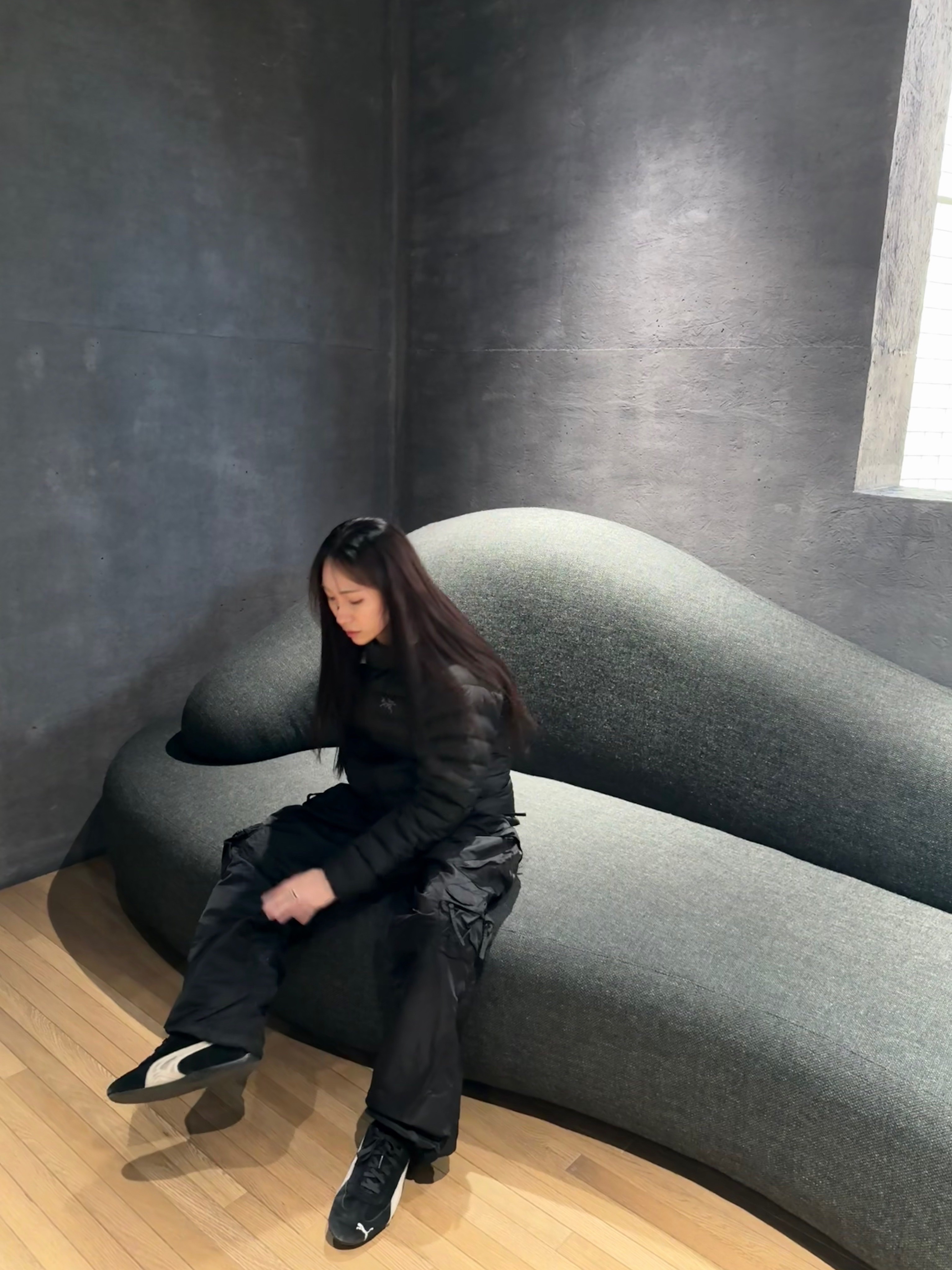 Arc'teryx Cerium Hoody Black, Puma Speedcat OG Black White 착용 스타일 - 2