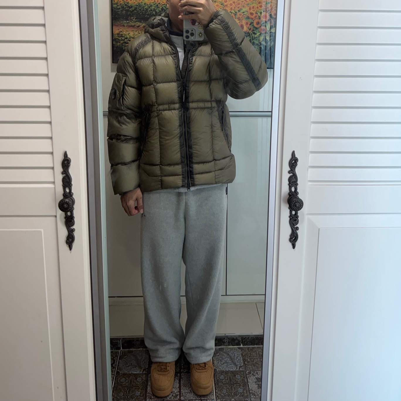 C.P. Company D.D. Shell Hooded Down Jacket Fungi Grey - 25FW 착용 스타일