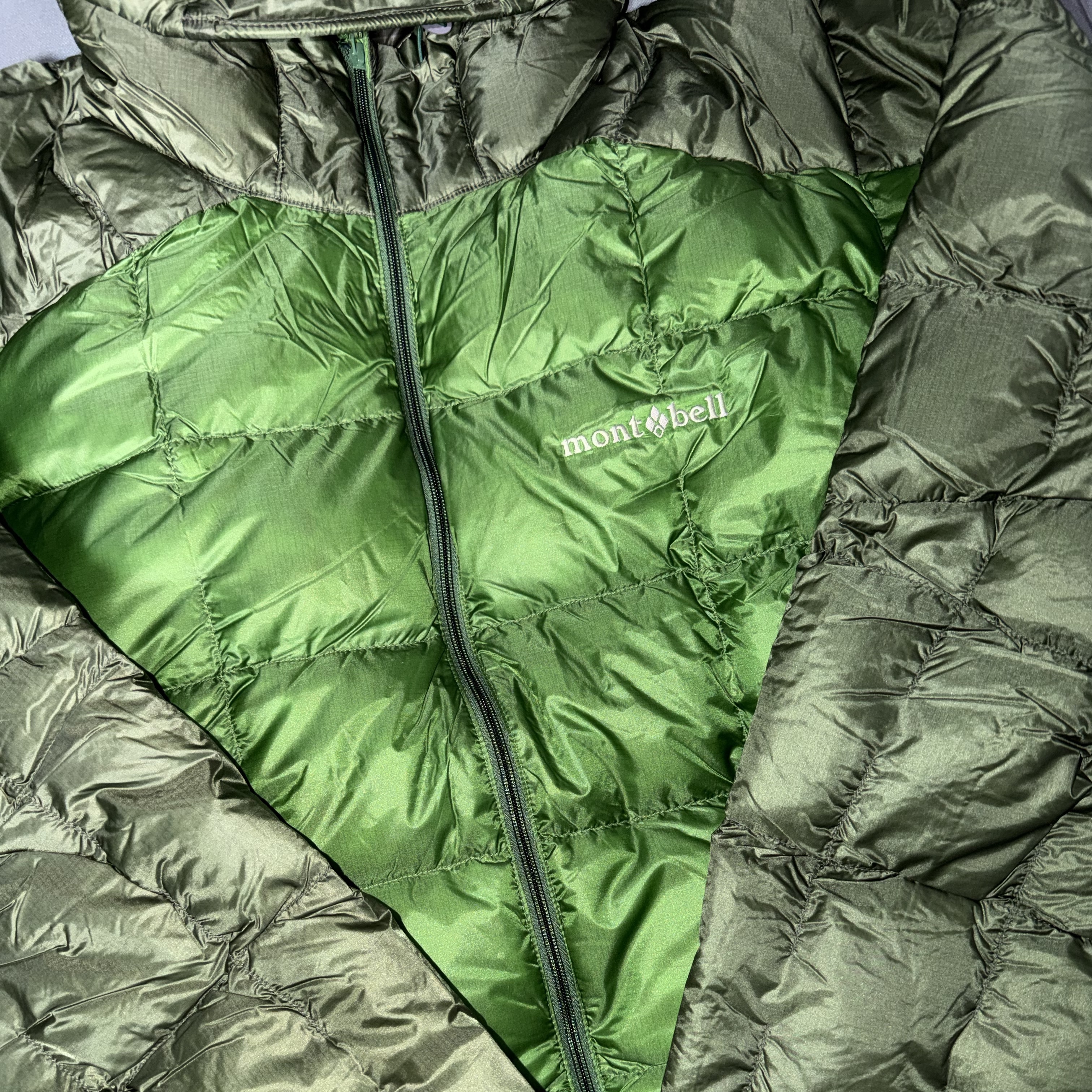 Montbell Superior Down Parka Green 착용 스타일