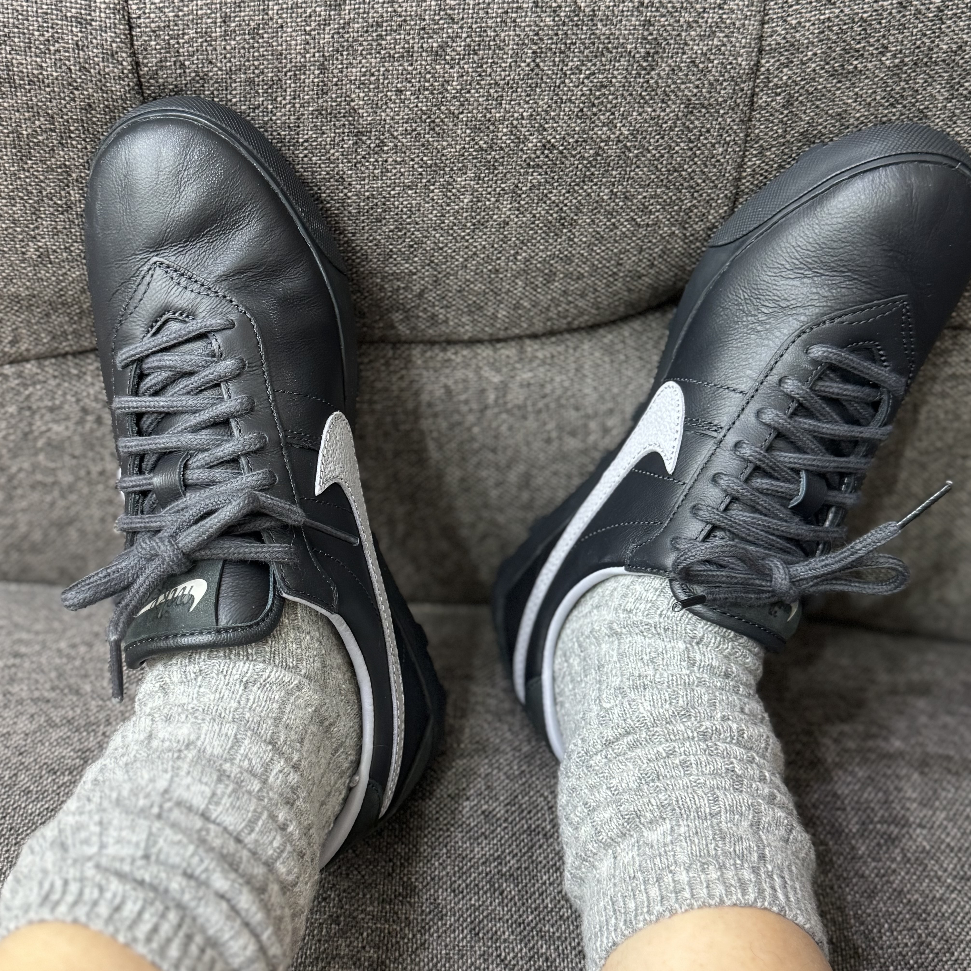 Nike Astrograbber Off Noir Cement Grey 착용 스타일 - 3