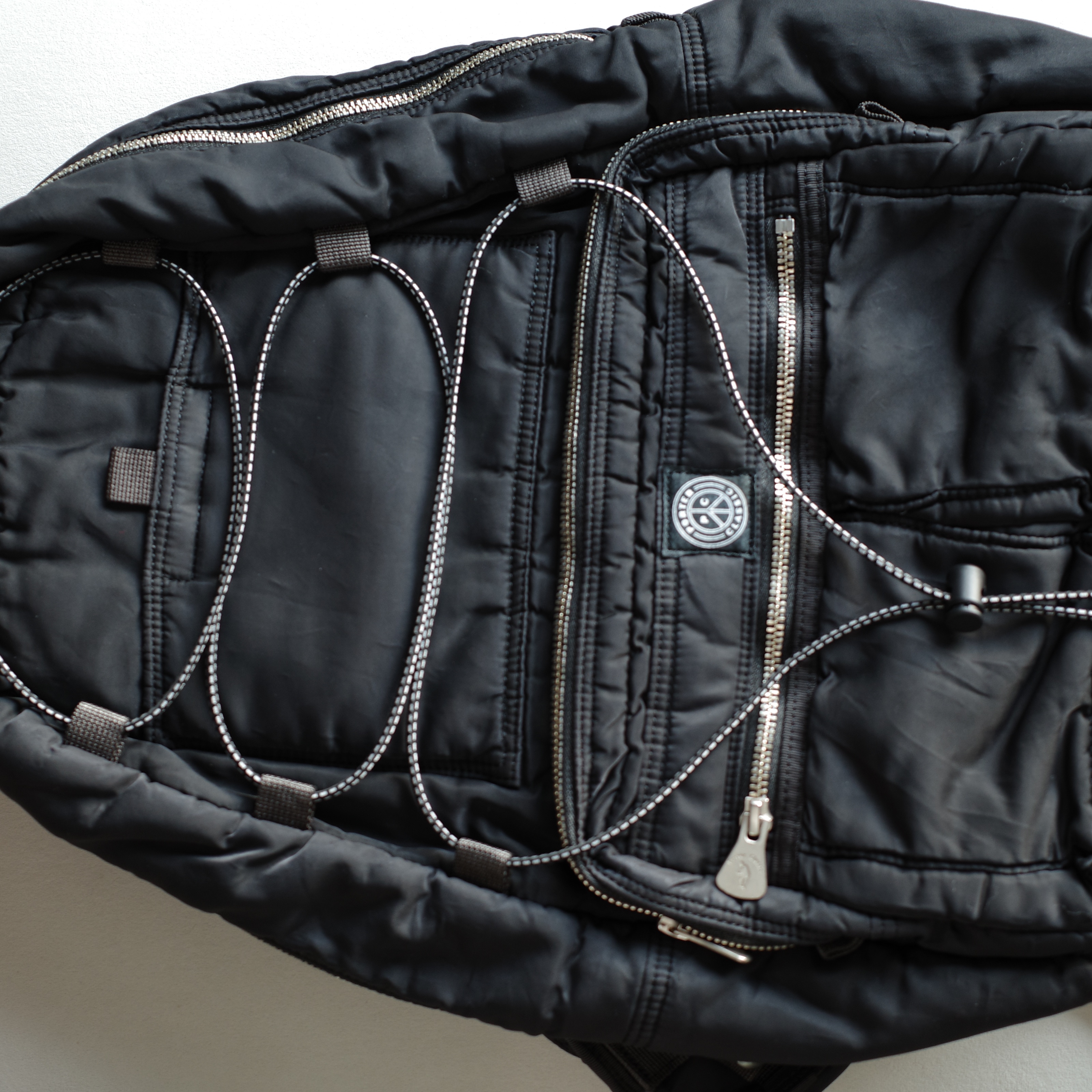 Porter Classic Super Nylon Day Pack L Black 착용 스타일 - 2