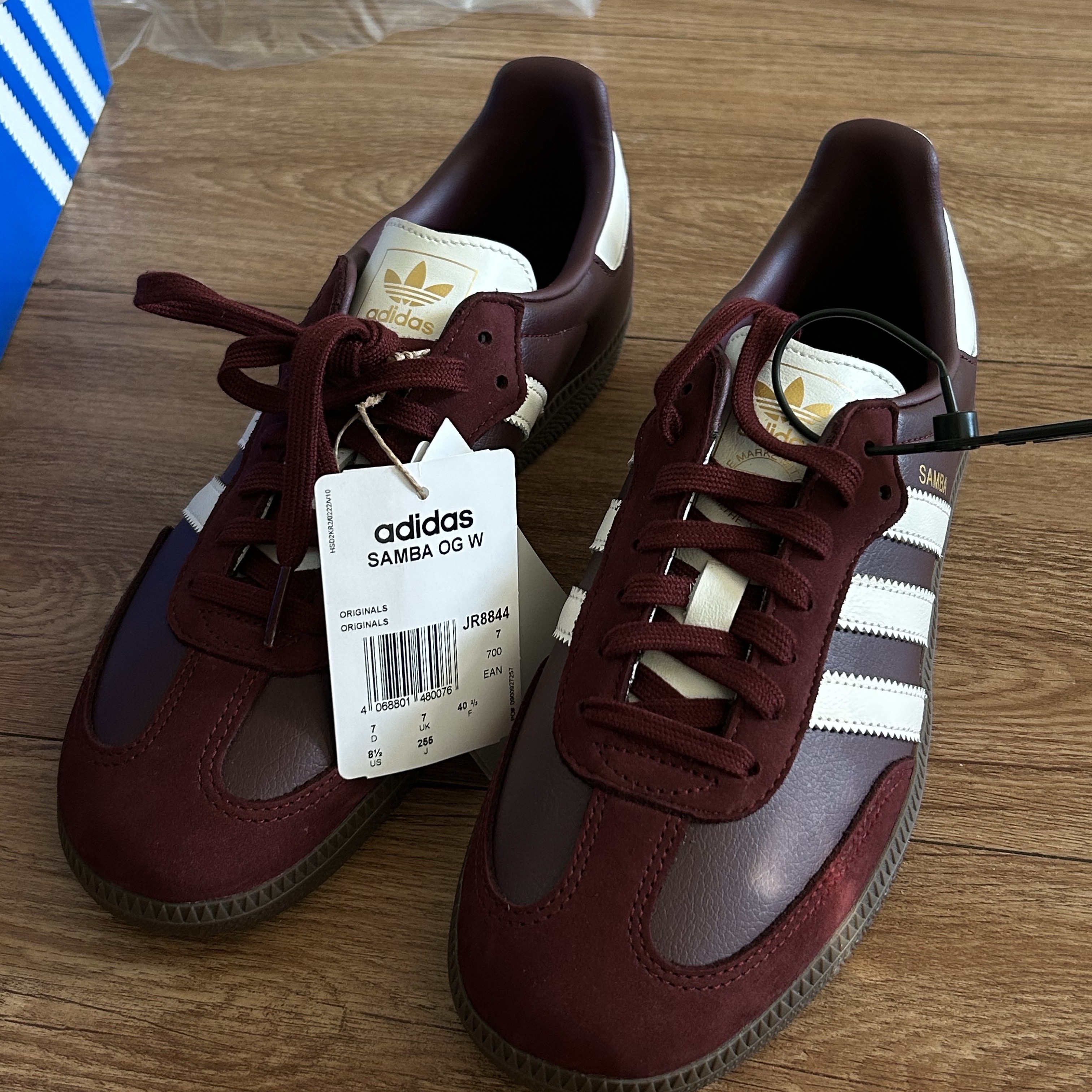 (W) Adidas Samba OG Maroon Off White 착용 스타일