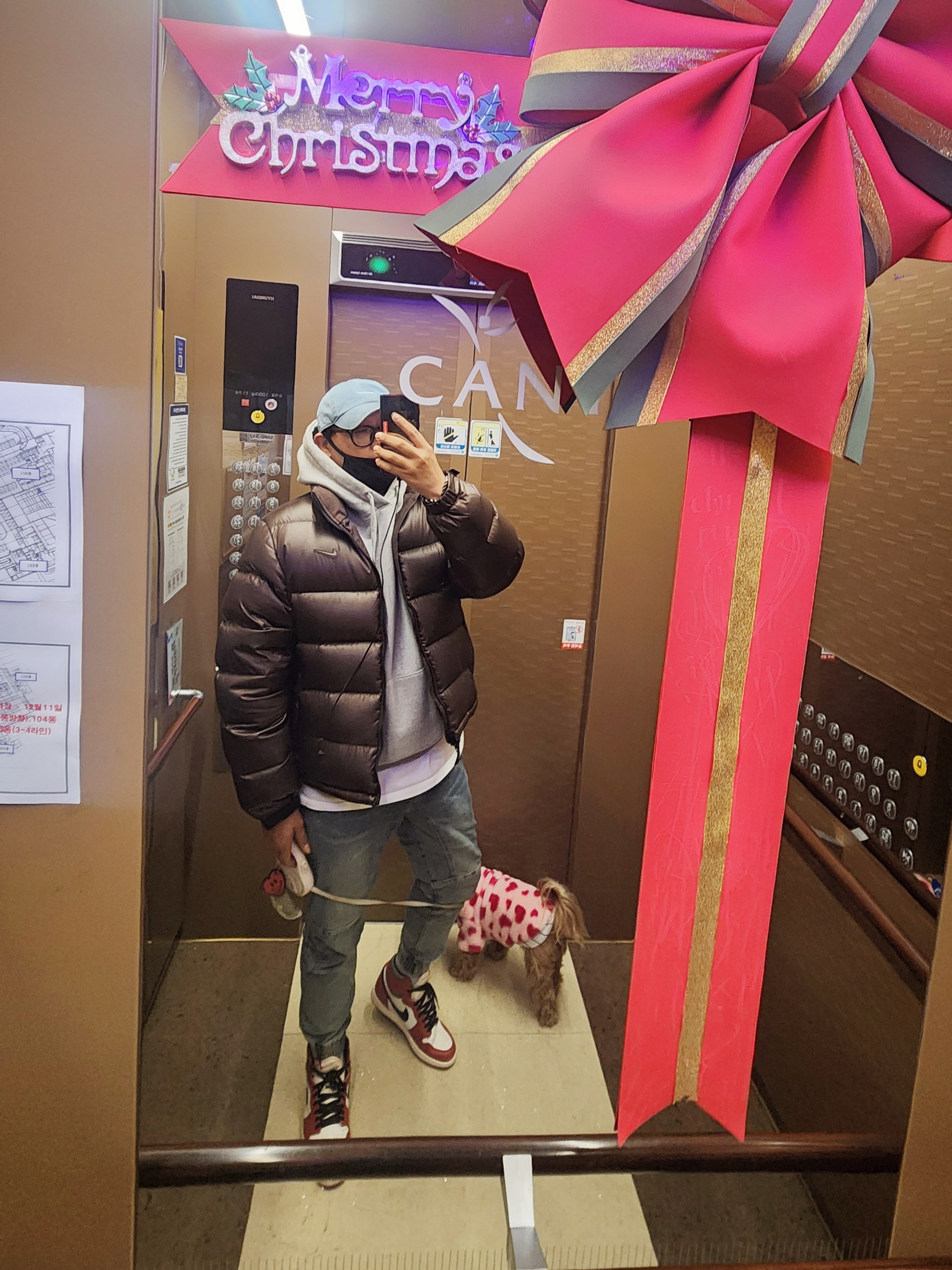 Nike x Drake Nocta Sunset Puffer Jacket Baroque Brown Olive Grey - Asia, Jordan 1 Retro High OG Chicago 2022 착용 스타일