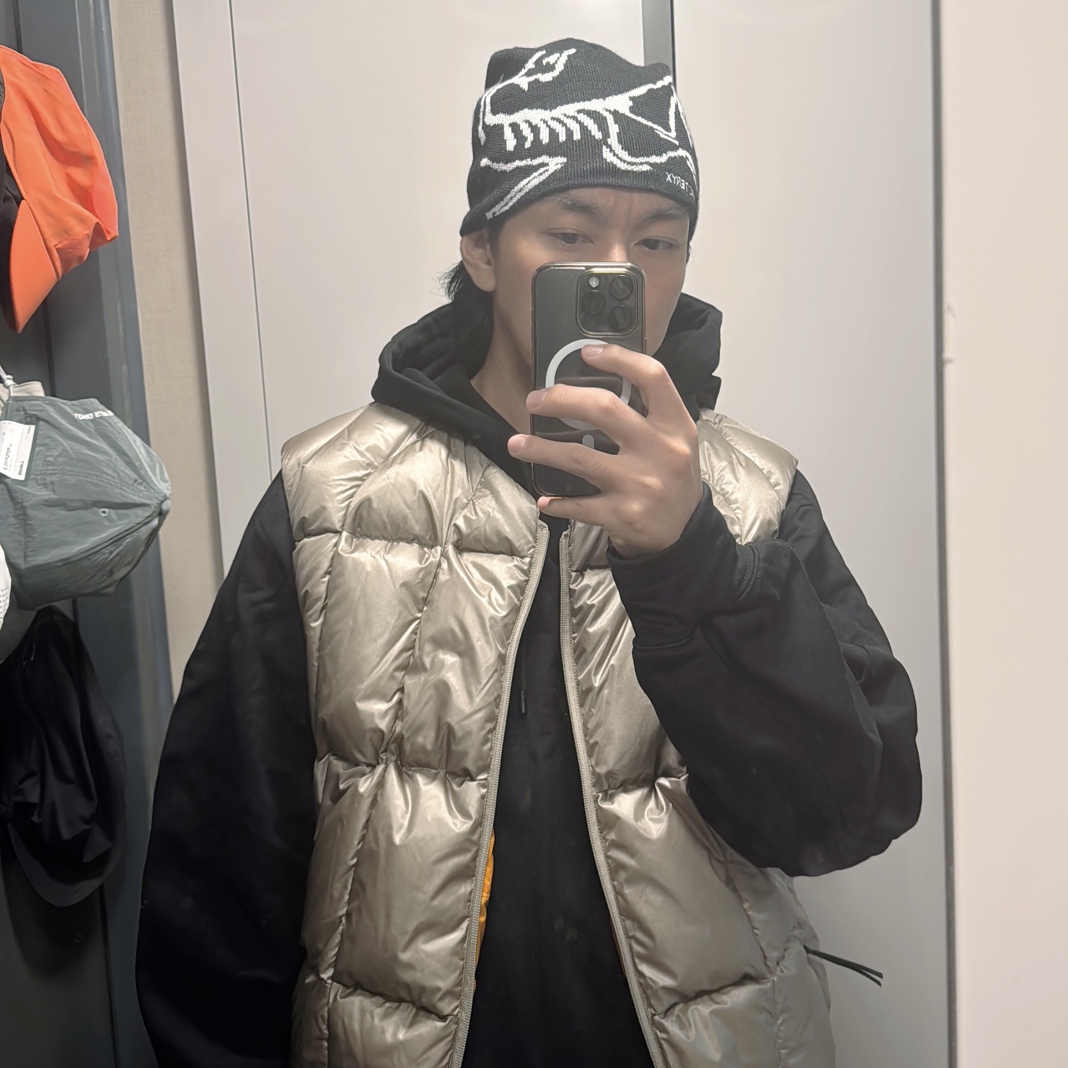 Arc'teryx Bird Head Toque Orca 착용 스타일