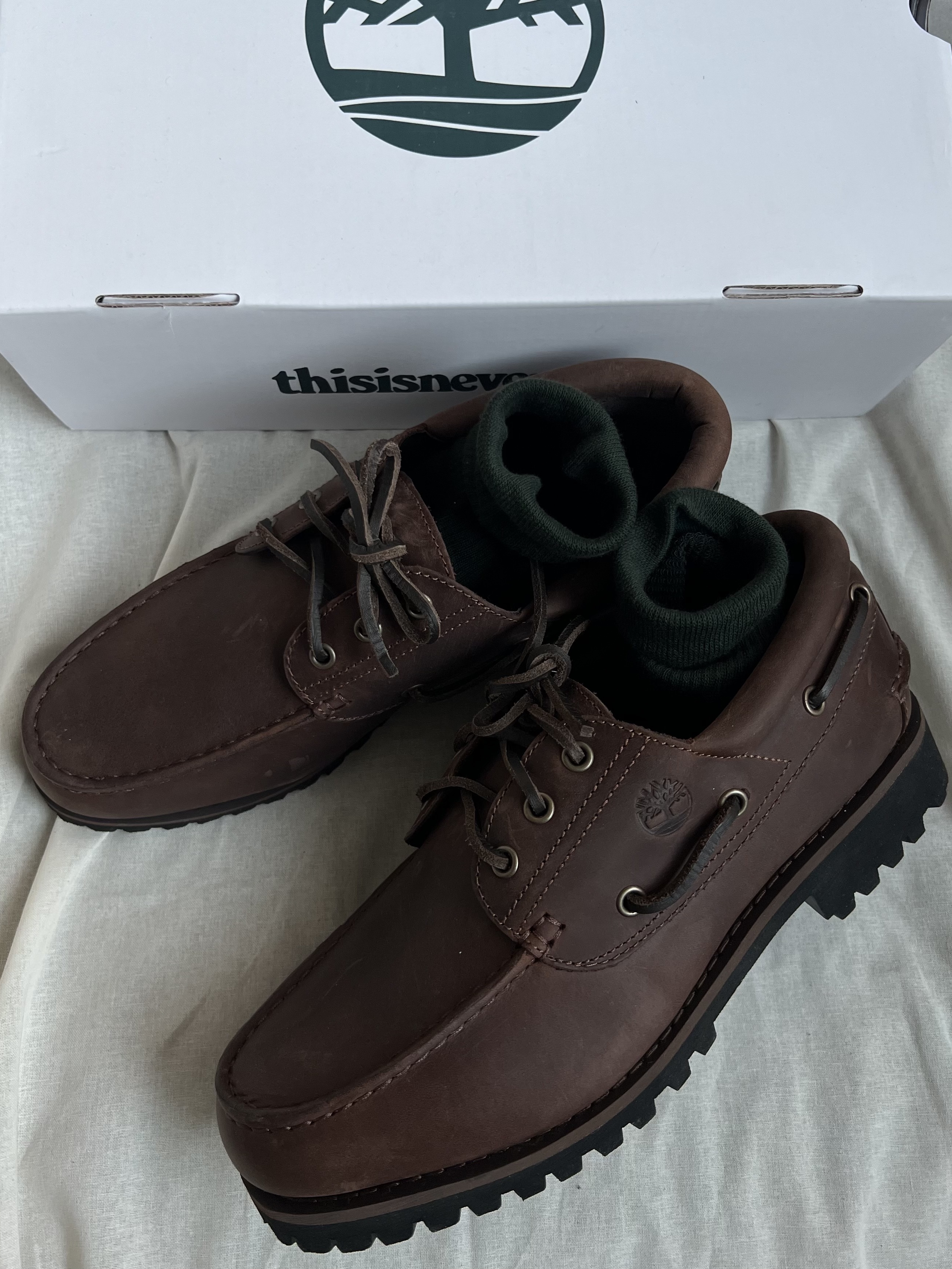 Timberland x Thisisneverthat 3-Eye Authentic Boat Shoes Brown - Wide 착용 스타일 - 4