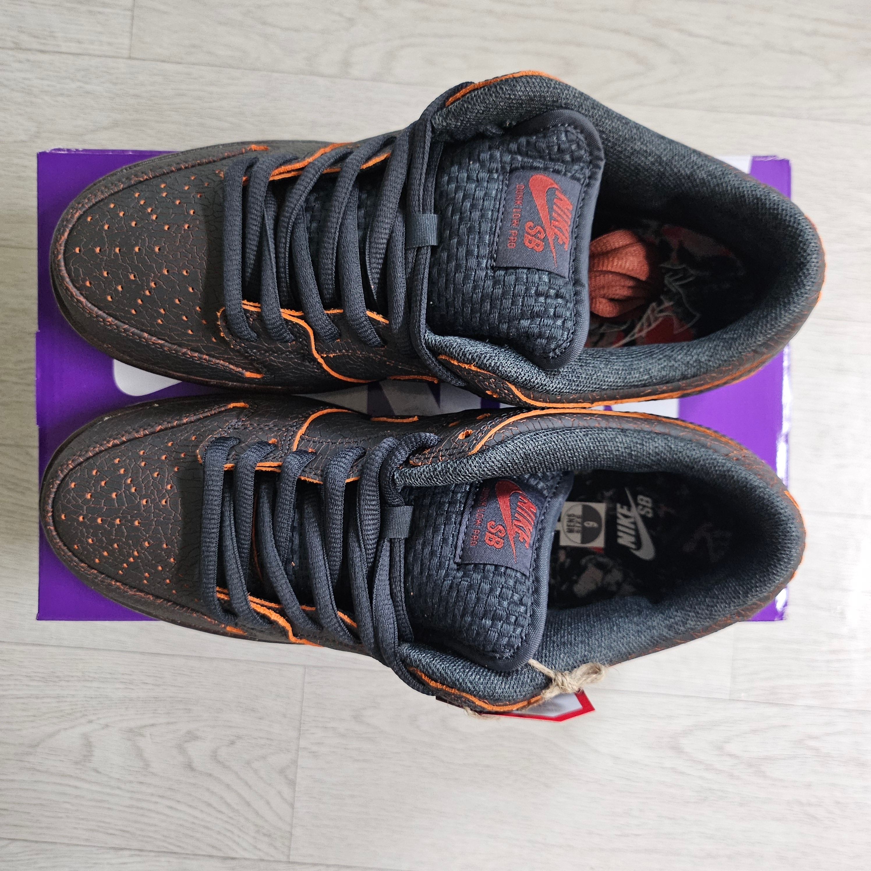 Nike SB Dunk Low Pro Premium Dark Smoke Grey and Black 착용 스타일 - 4