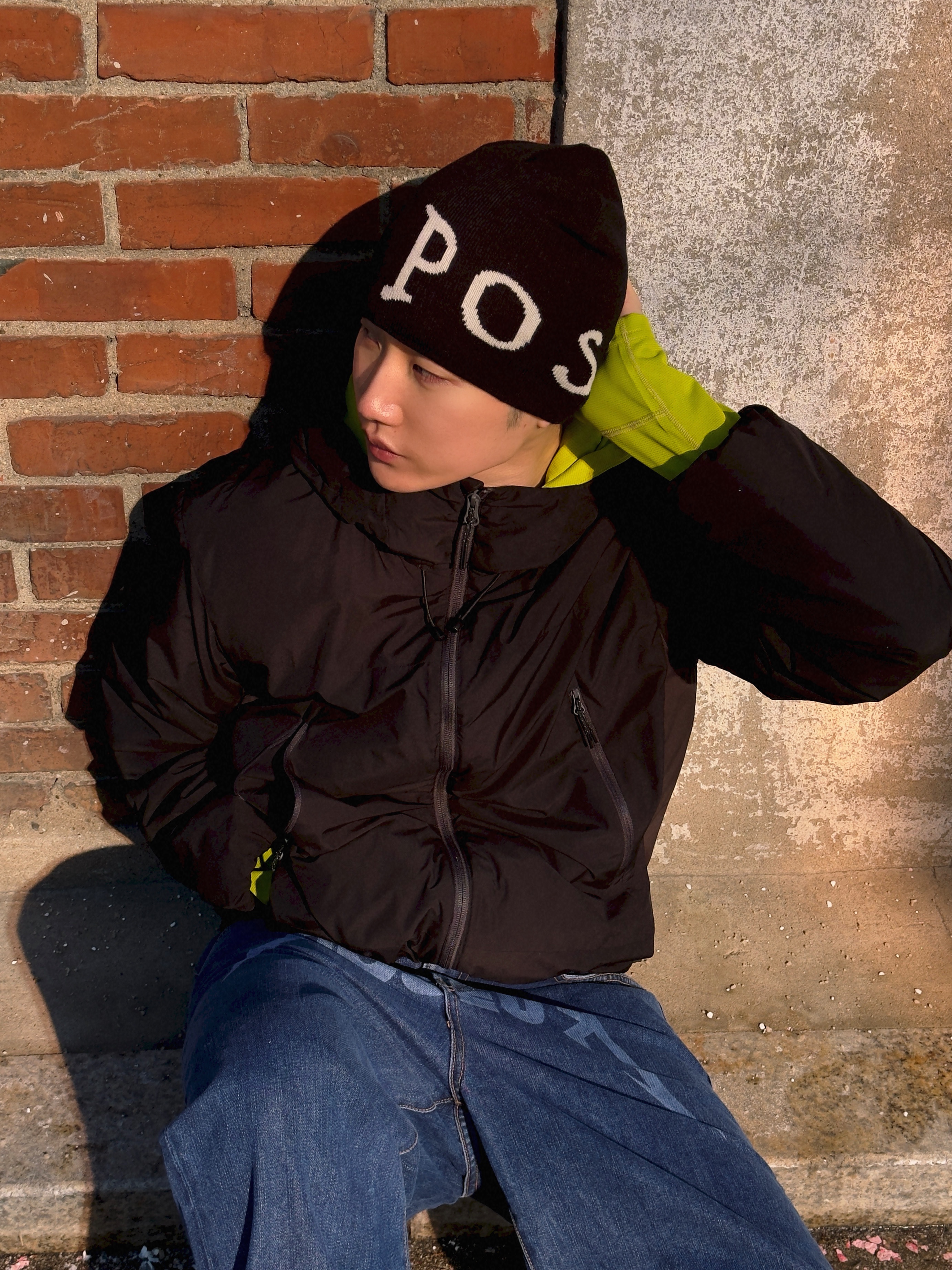 POSR Logo Beanie, POSR Spell Out Jean 착용 스타일 - 1