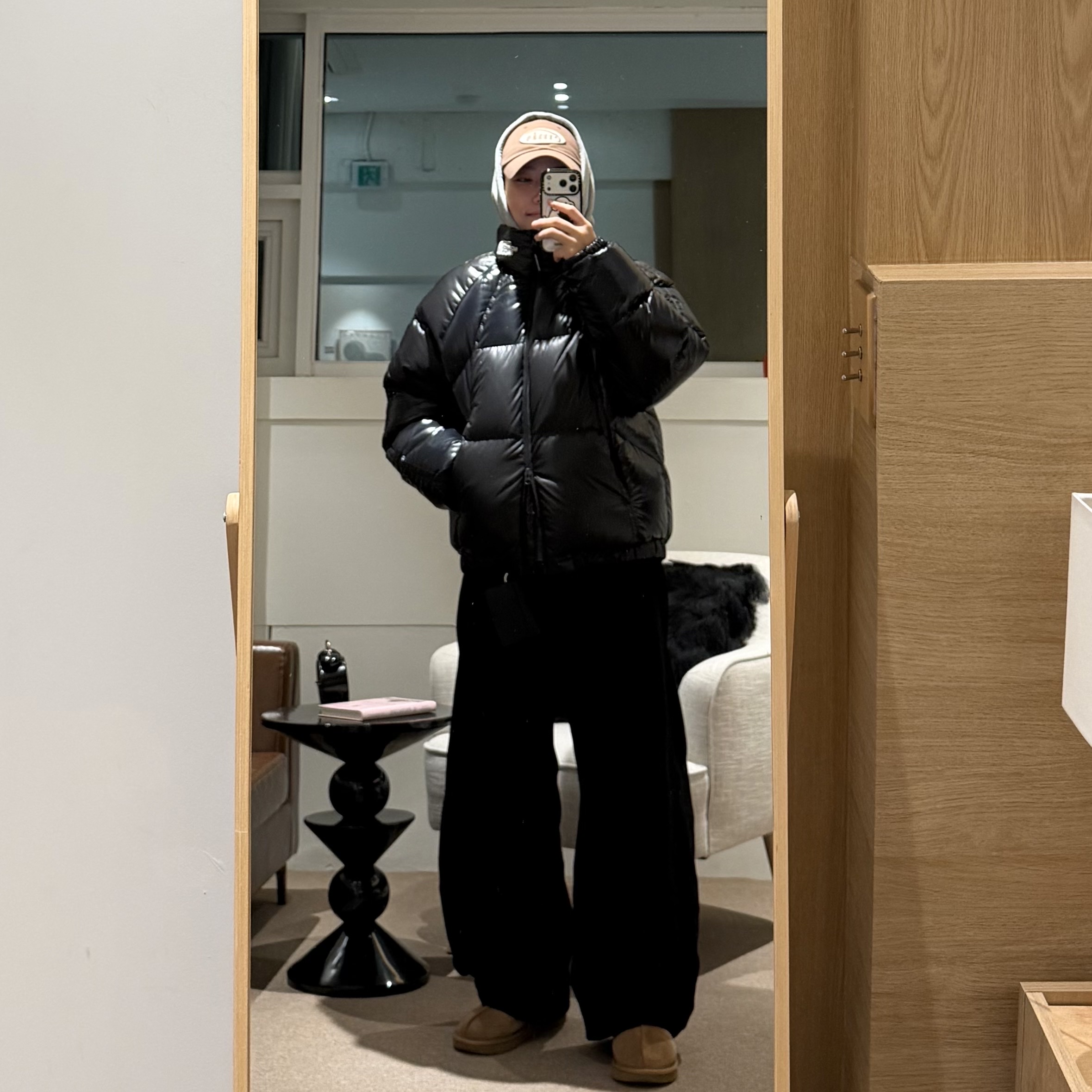 The North Face Ondora Down Jacket RDS Black - 25FW, Emis New Logo Emis Cap Brown 착용 스타일
