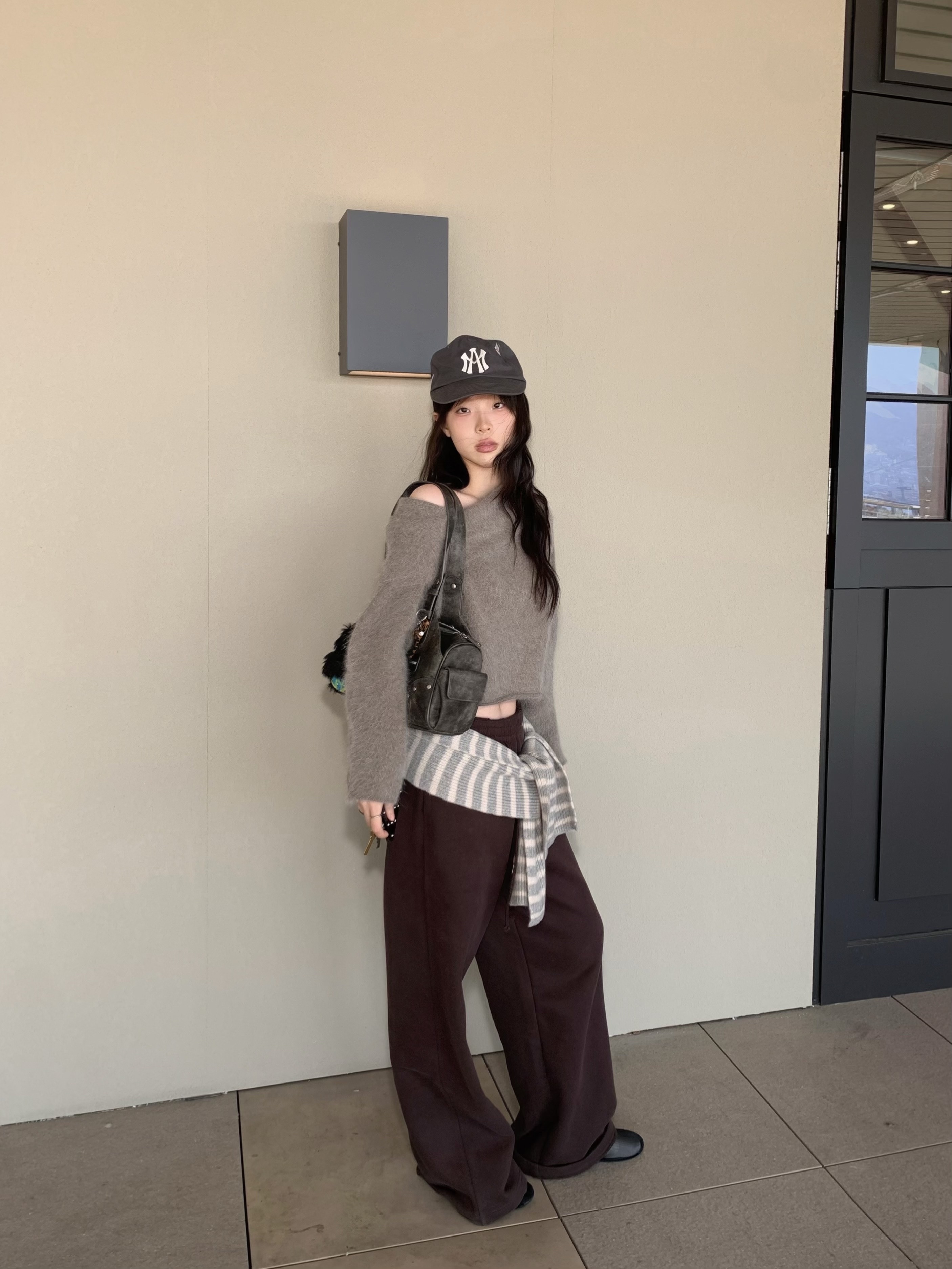 Aftermath Atm Logo Ball Cap Grey, Fuggler Weirdo Keyring Black 착용 스타일 - 2
