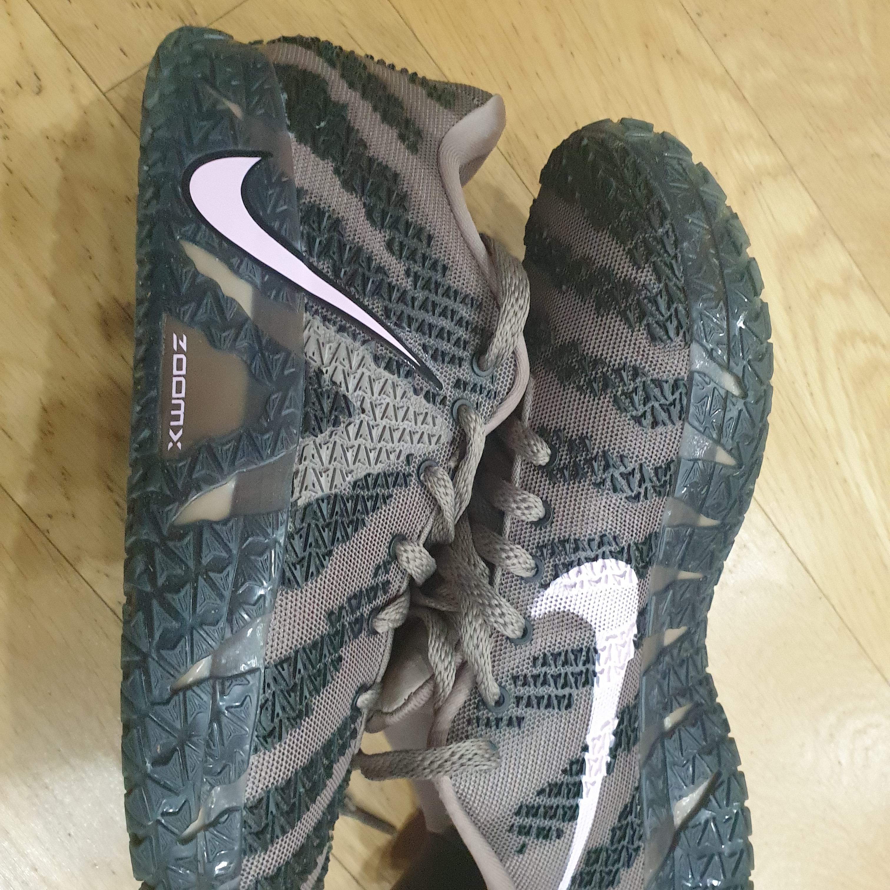 Nike Ja 3 EP Mink Brown Pink Foam 착용 스타일