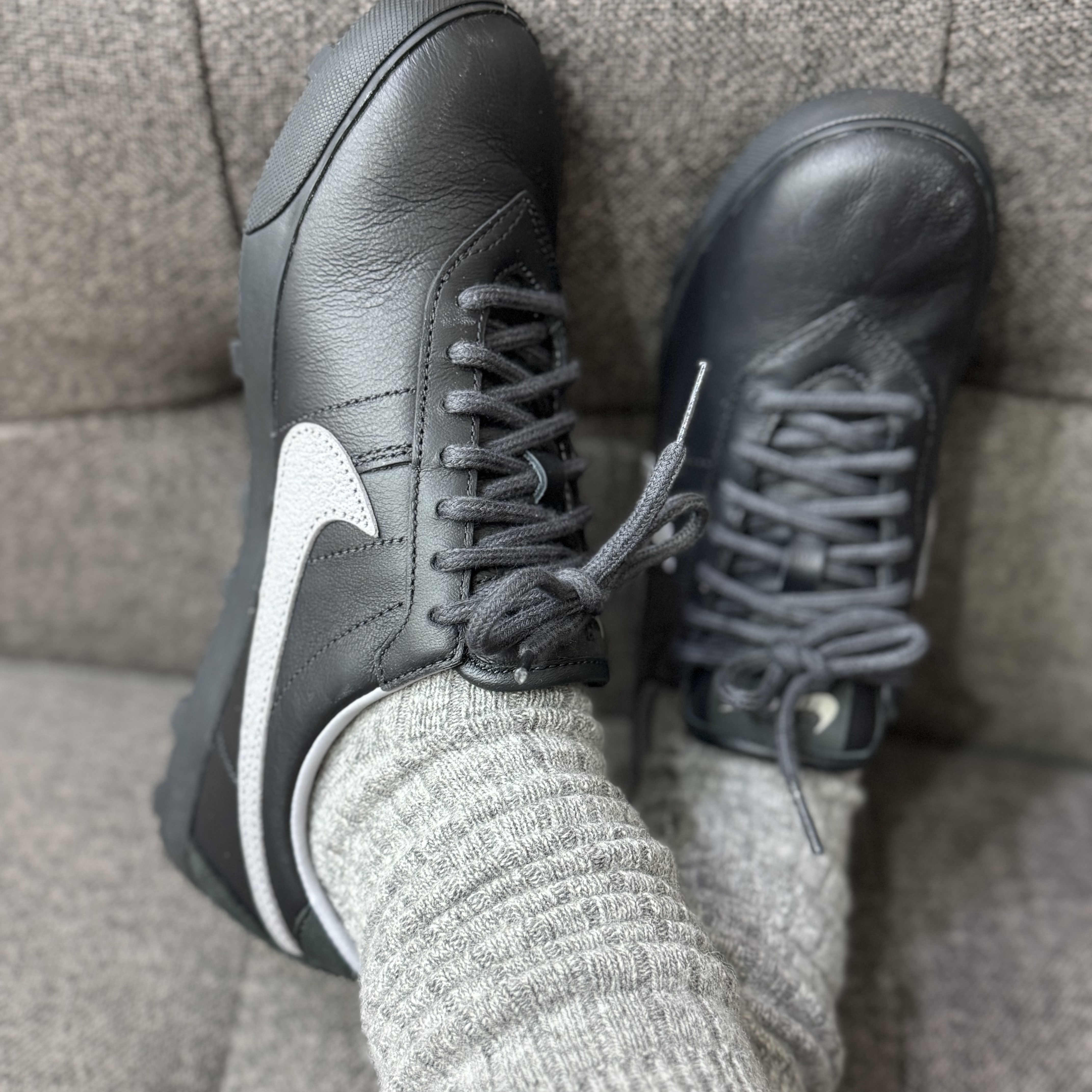 Nike Astrograbber Off Noir Cement Grey 착용 스타일 - 4
