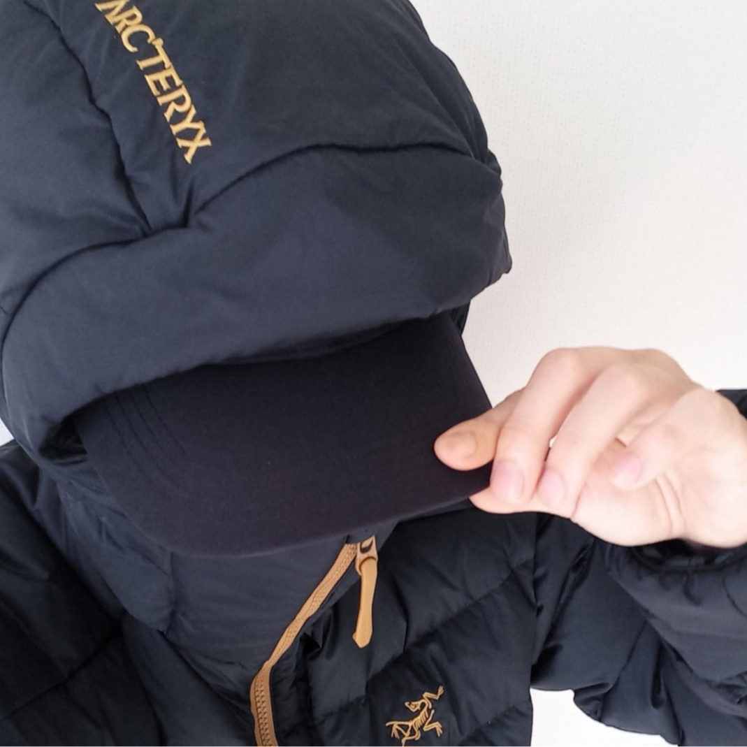 Arc'teryx Small Bird Cap Black, Arc'teryx Thorium Hoody Dark Magic 착용 스타일 - 1