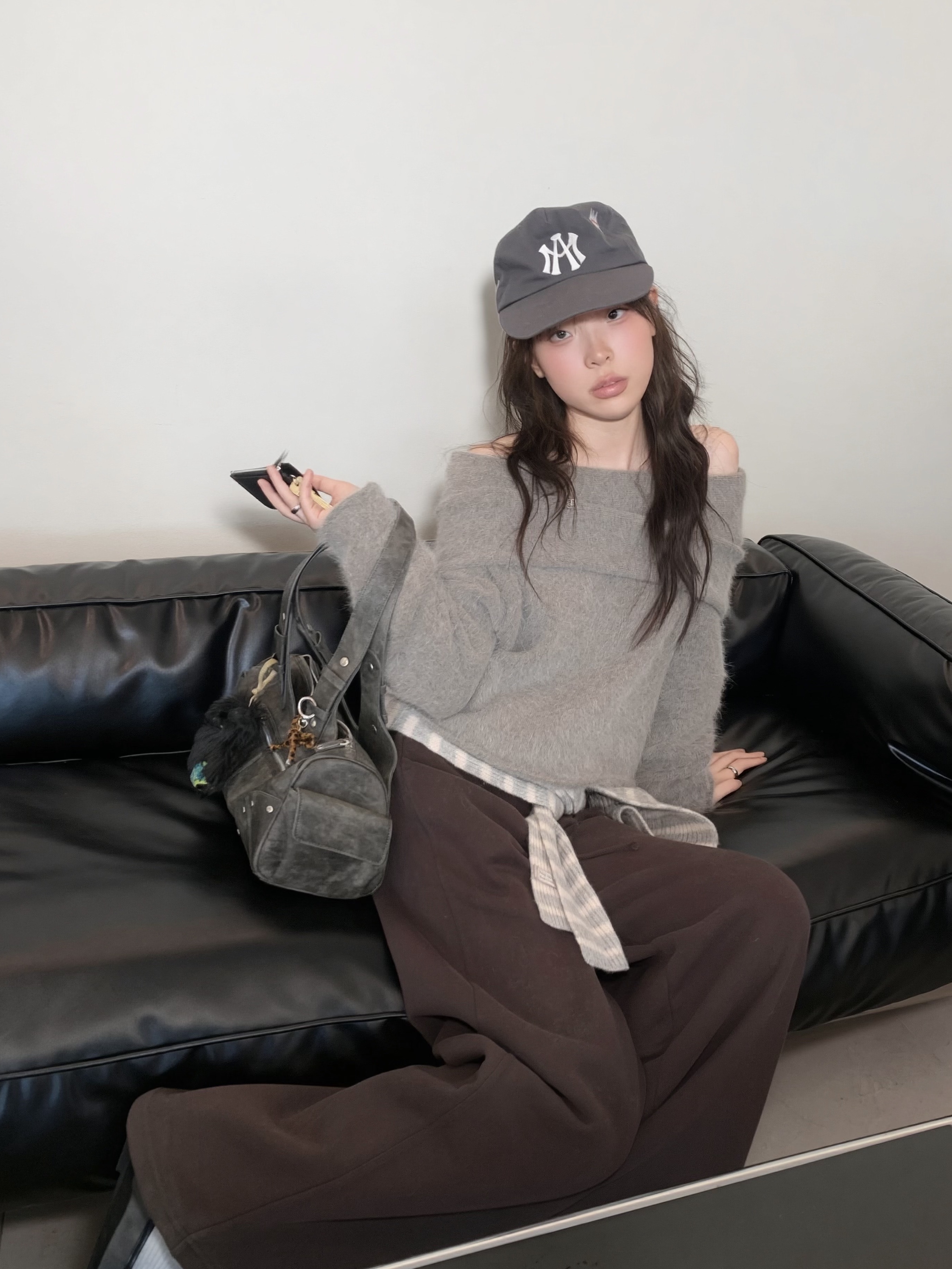 Aftermath Atm Logo Ball Cap Grey, Fuggler Weirdo Keyring Black 착용 스타일 - 1