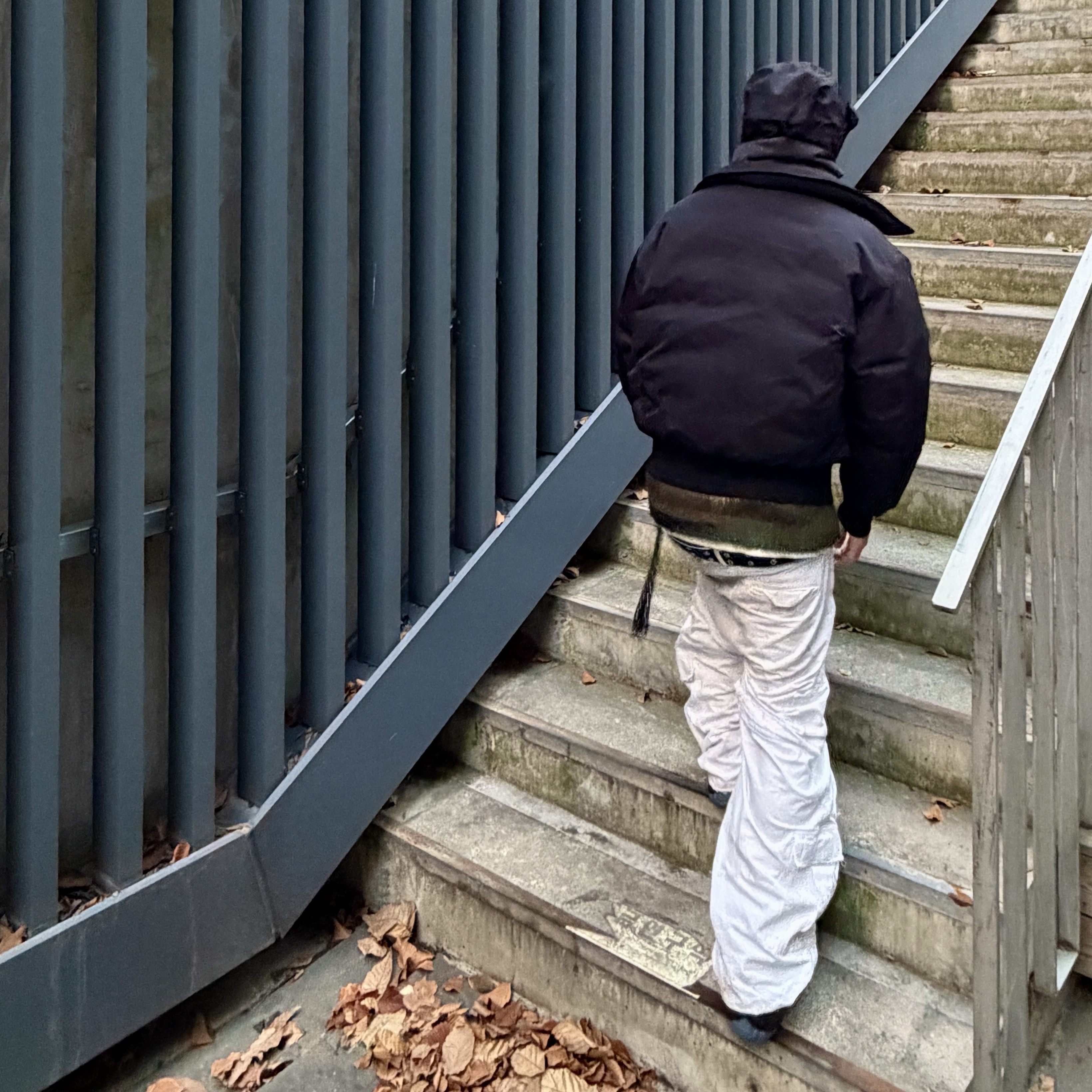 Jordan 11 Retro Gamma Blue, Supreme x Comme des Garcons Junya Watanabe Man Brushed Camo Sweater Olive - 21FW 착용 스타일 - 4
