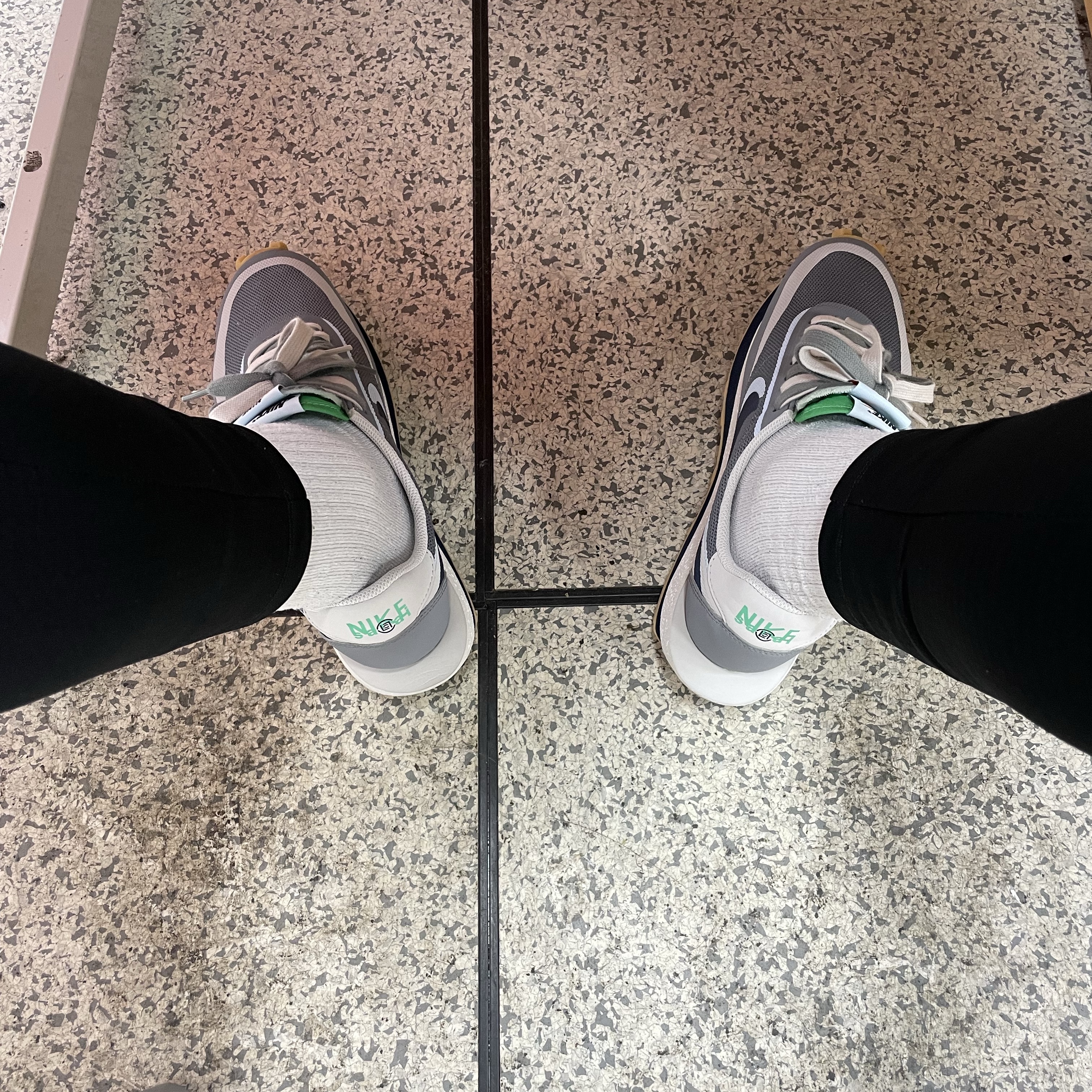Nike x Sacai x Clot LDWaffle Cool Grey 착용 스타일
