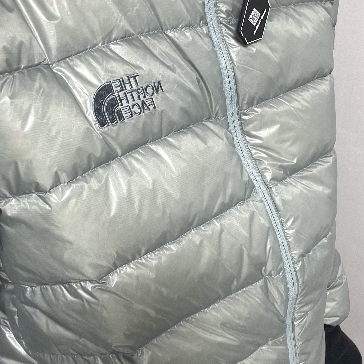 The North Face Matier EX RDS Down Hoodie Light Gray - 25FW 착용 스타일