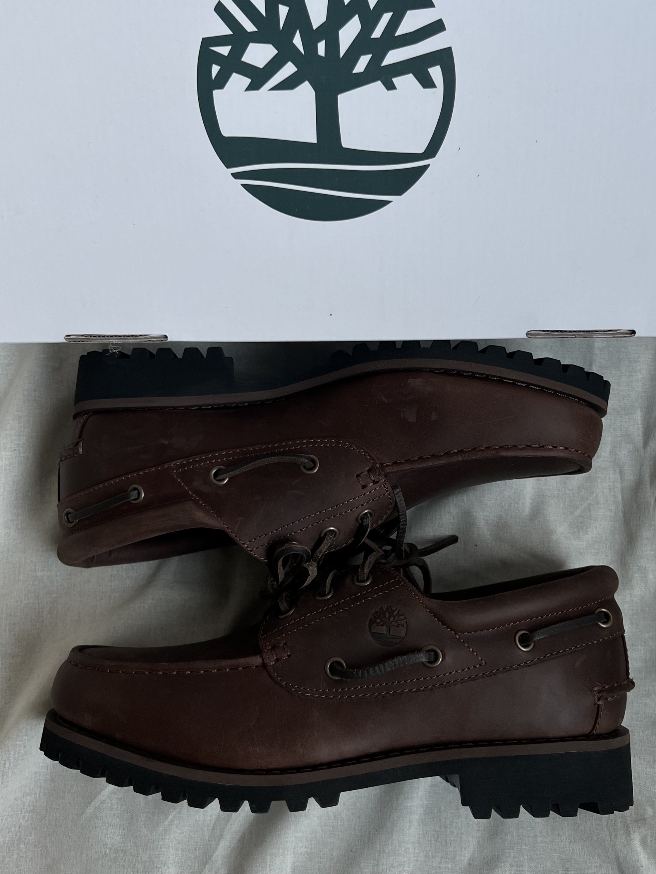 Timberland x Thisisneverthat 3-Eye Authentic Boat Shoes Brown - Wide 착용 스타일 - 1
