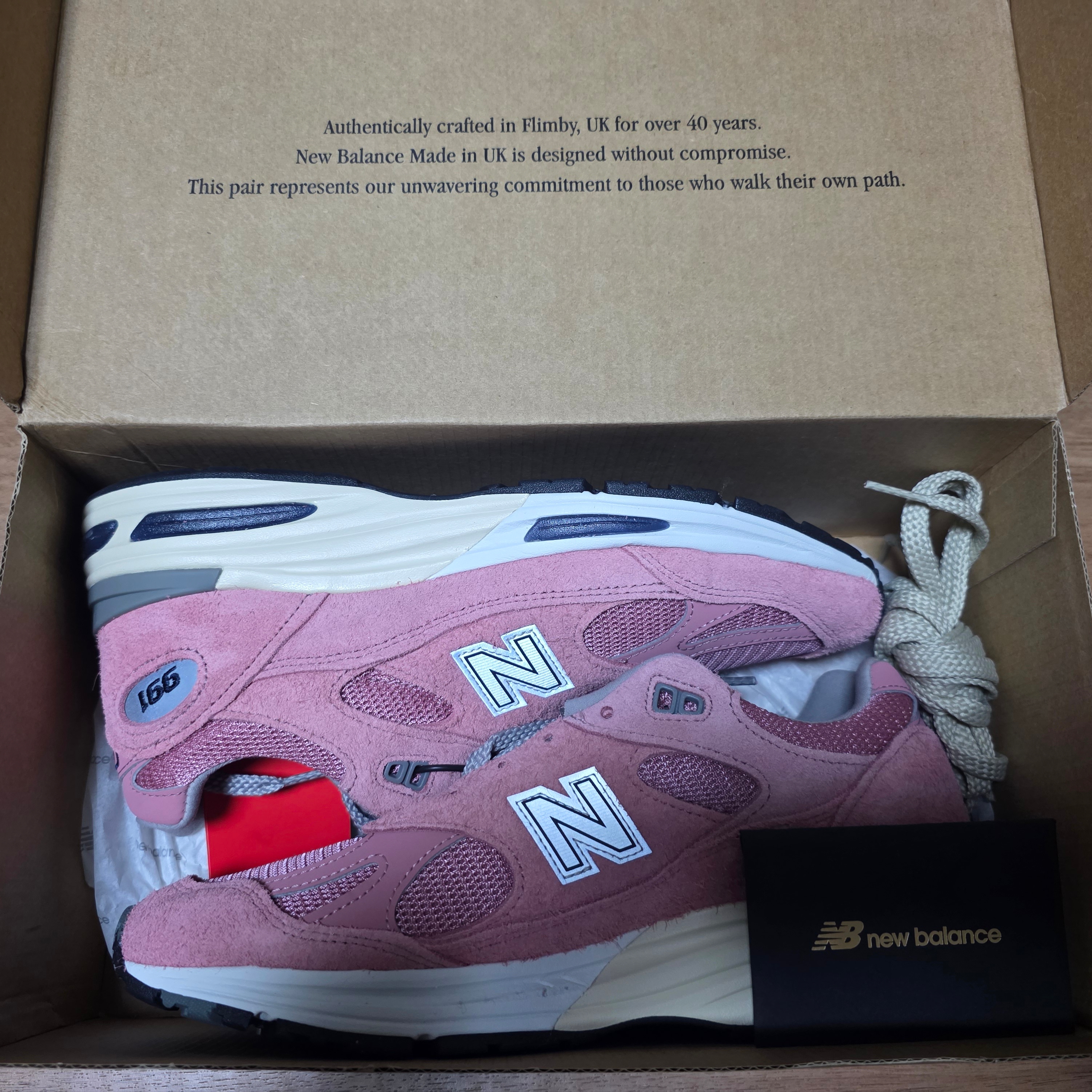 New Balance 991v2 Made in UK Brandied Apricot 착용 스타일