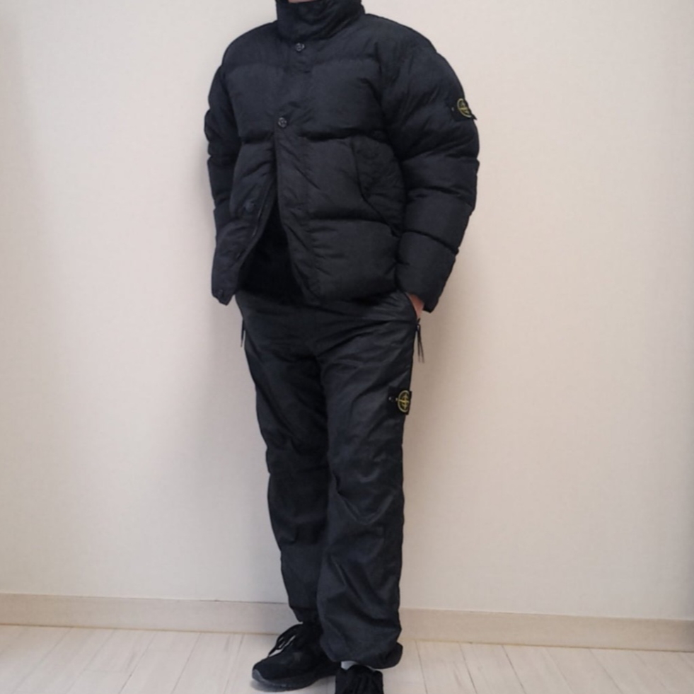 Stone Island 40123 Garment Dyed Crinkle Reps R-NY Down Jacket Black - 24FW, New Balance x Stone Island 991v2 Made in UK Black 착용 스타일 - 4