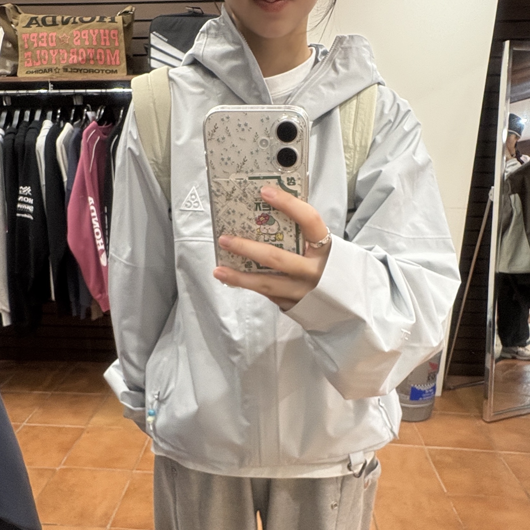 Nike ACG Storm-Fit ADV Cascade Rains Full Zip Jacket Photon Dust - Asia 착용 스타일 - 2