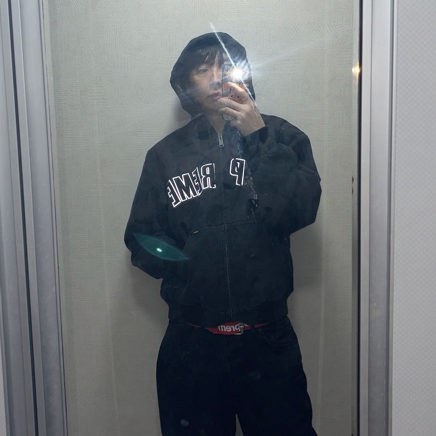 Supreme Reflective Arc Hooded Work Jacket Black - 25FW, Supreme Baggy Jean Black - 24FW 착용 스타일
