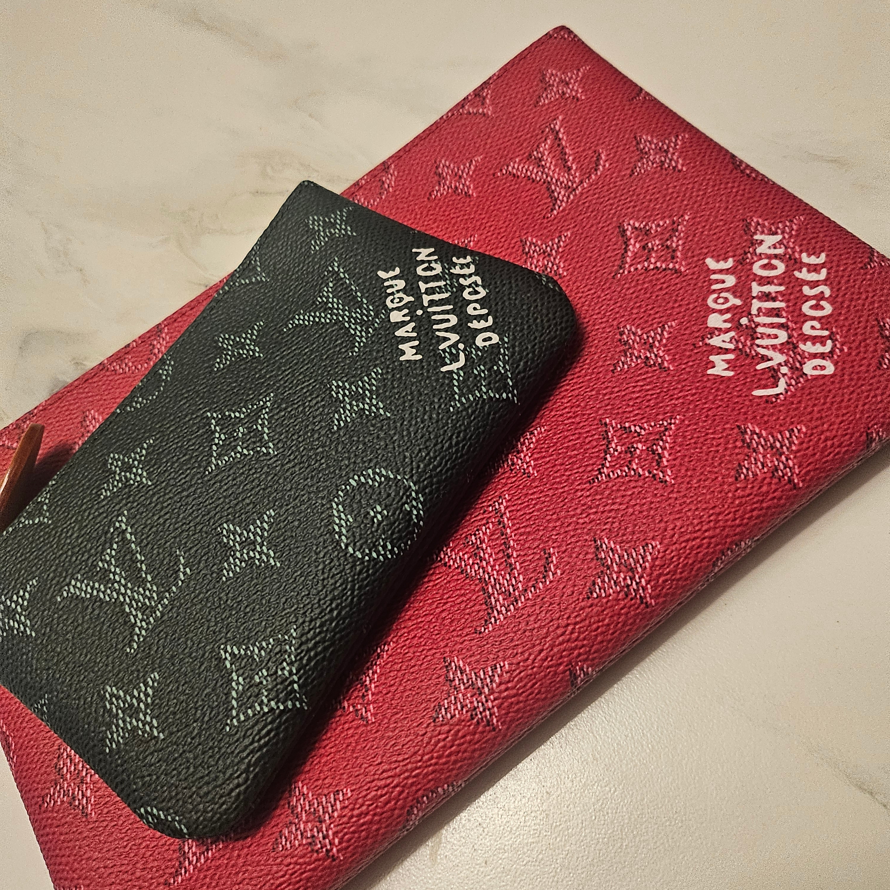 Louis Vuitton Monogram Heritage Key Pouch M Pondichery Pink 착용 스타일
