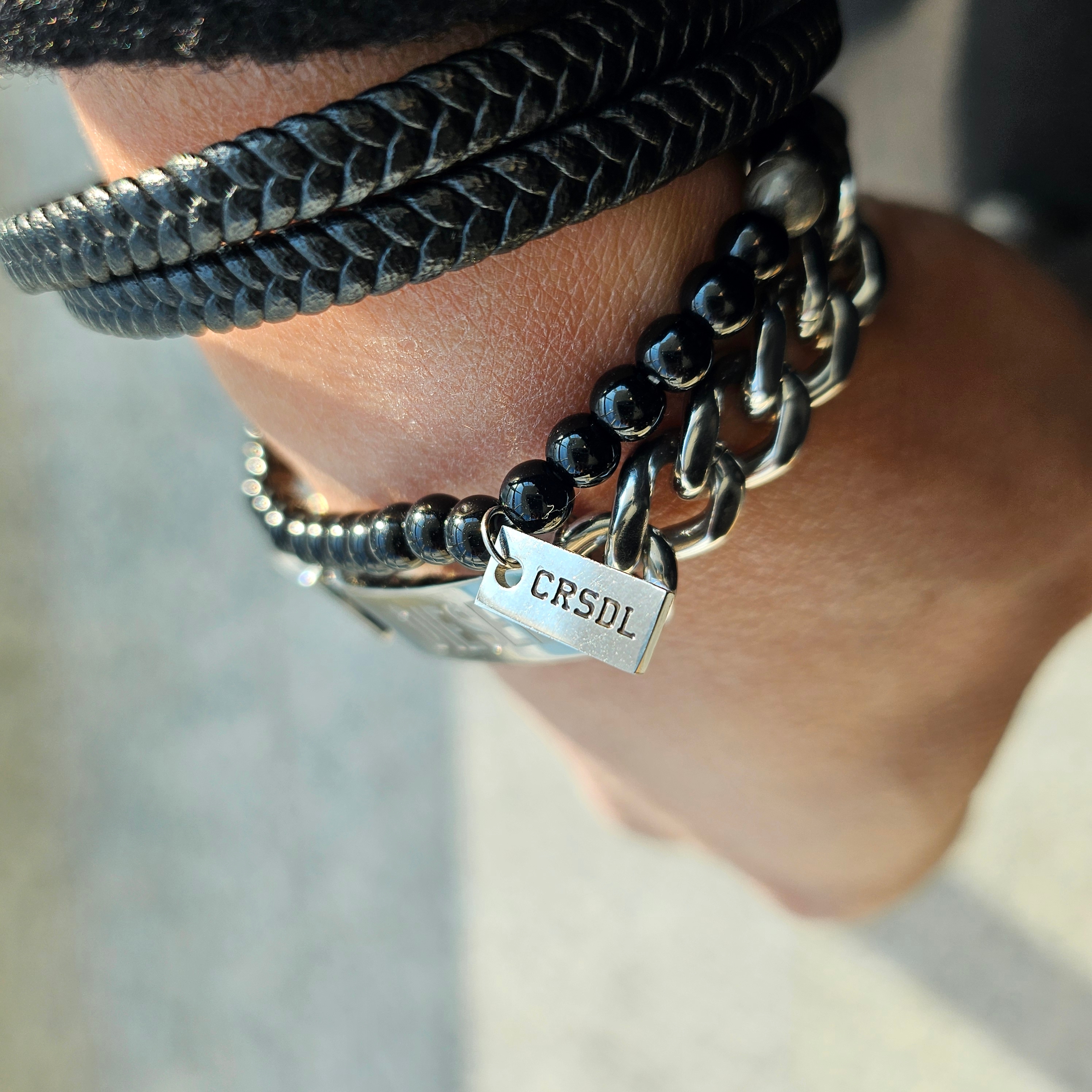 Diesel Dx0966 Logo ID Tag Bracelet Silver, Gucci Ghost Ring Silver 9mm 착용 스타일 - 1