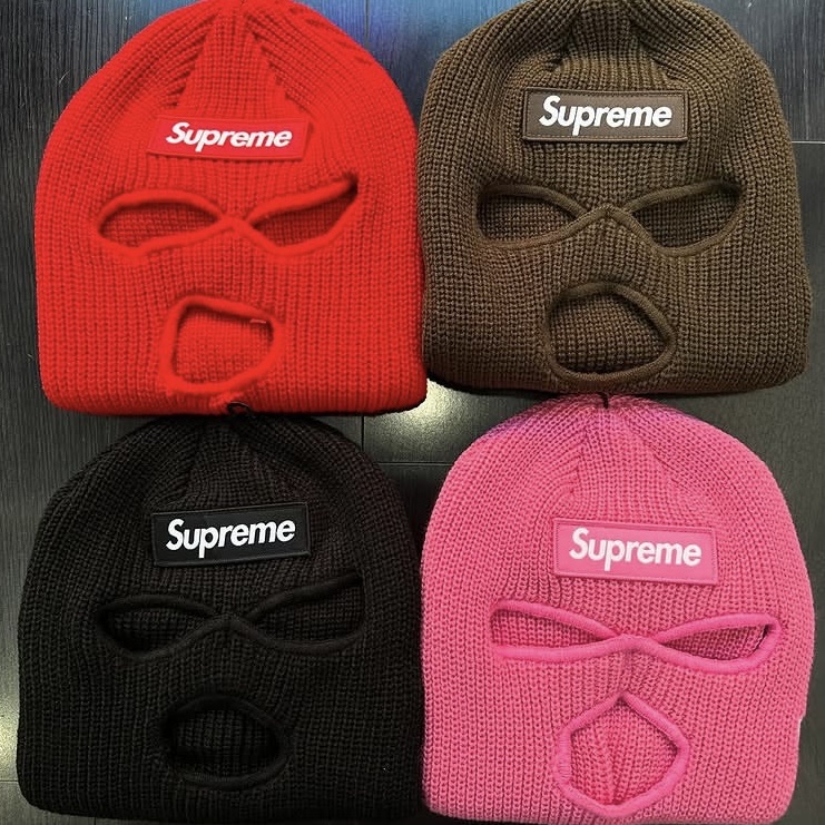 Supreme New Era Box Logo Balaclava Brown - 24FW, Supreme New Era Box Logo Balaclava Pink - 24FW 착용 스타일