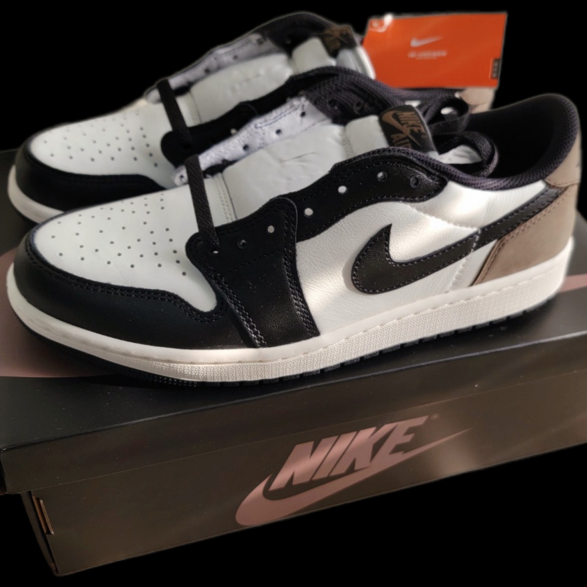 Jordan 1 Retro Low OG Mocha 착용 스타일