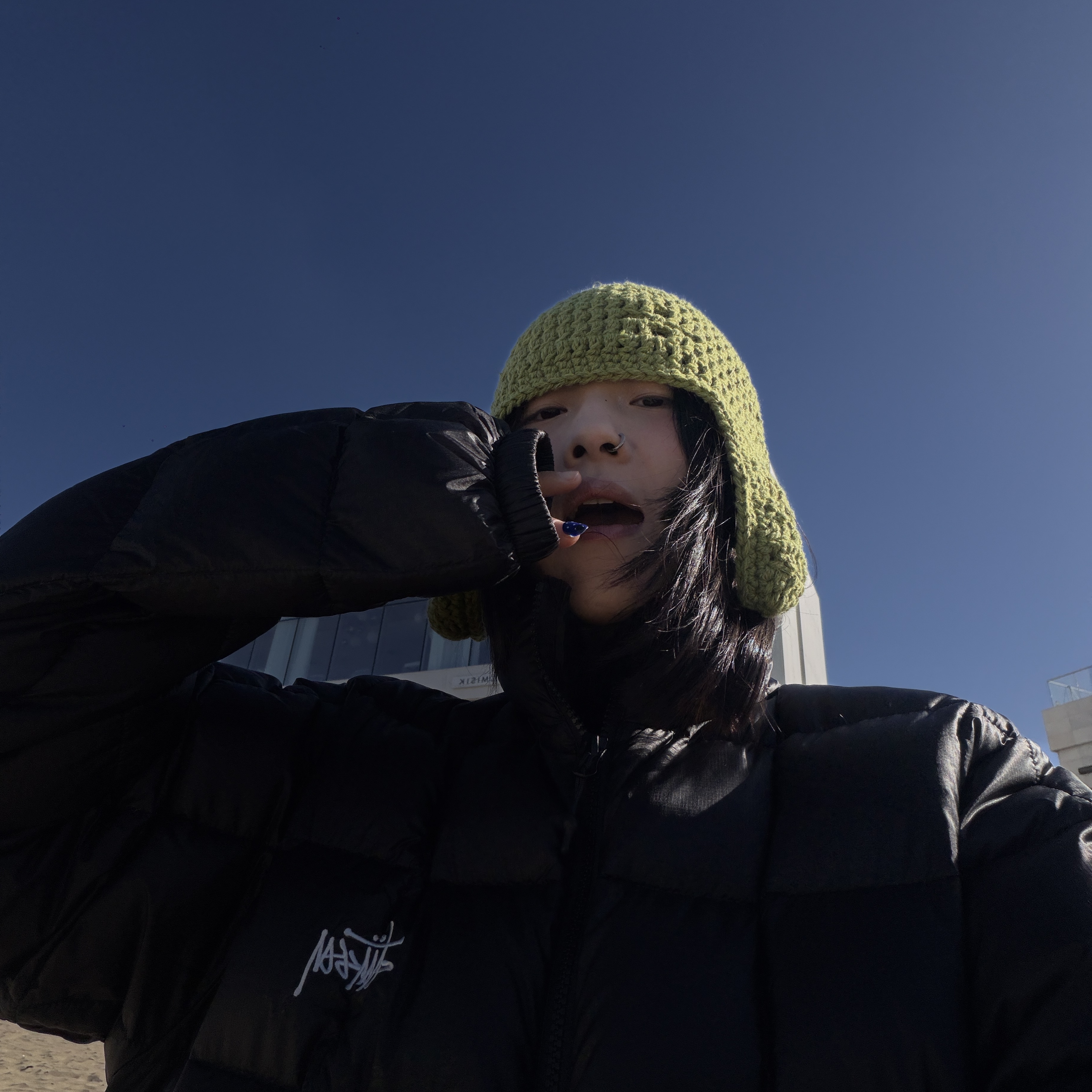 Stussy Midweight Puffer Black 착용 스타일 - 2
