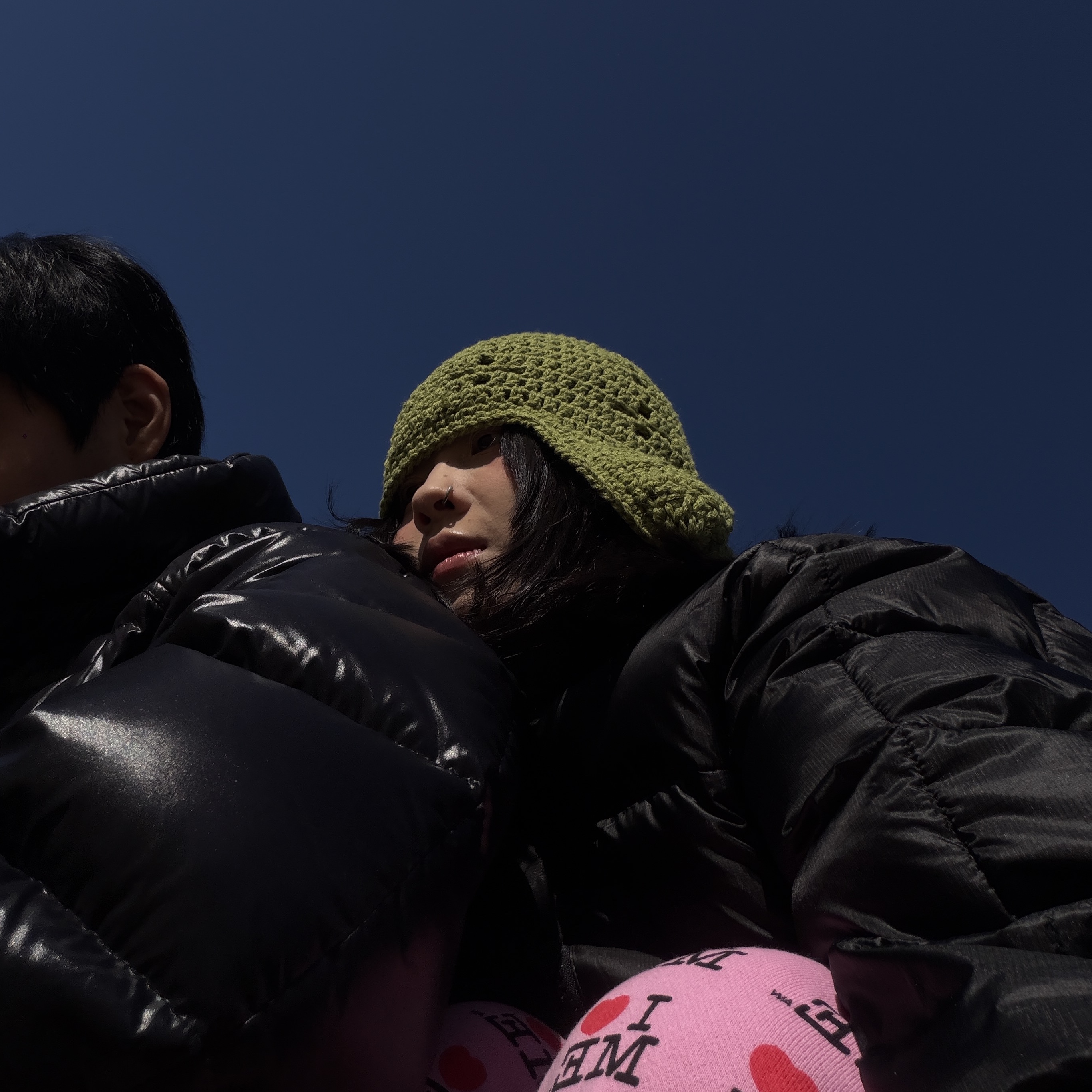 Stussy Midweight Puffer Black 착용 스타일 - 1