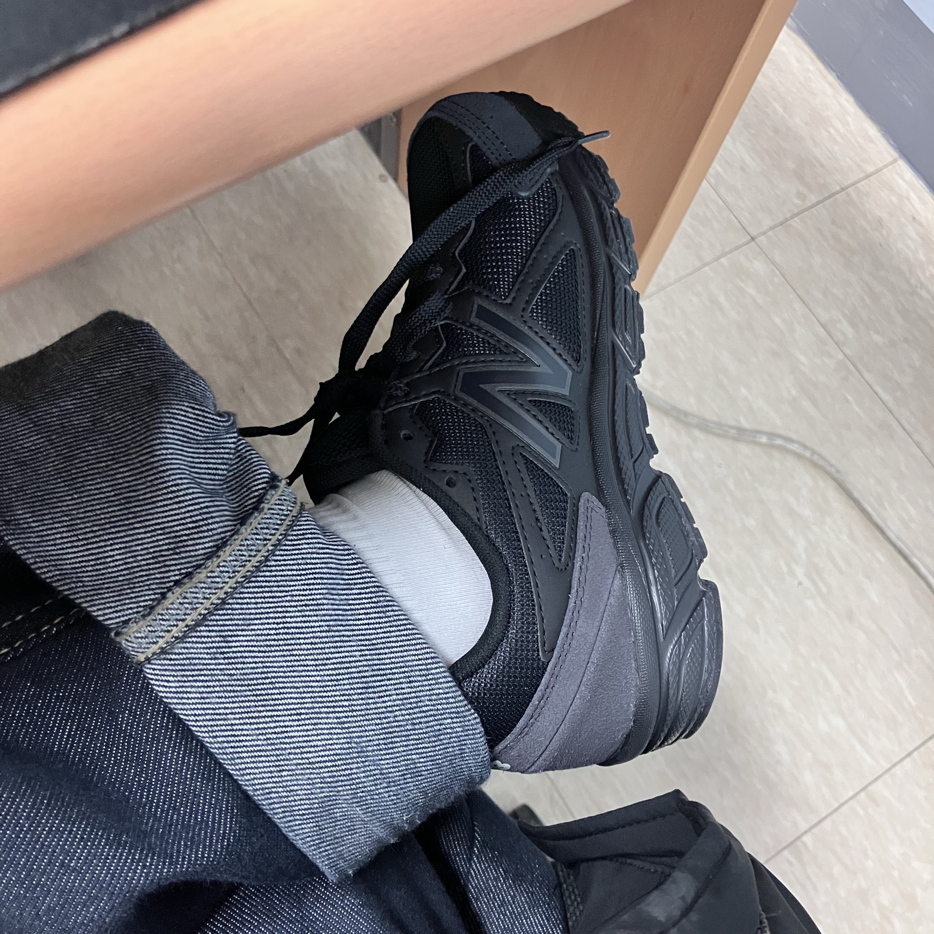 (W) New Balance 480v5 Black - 4E XXWide 착용 스타일 - 1