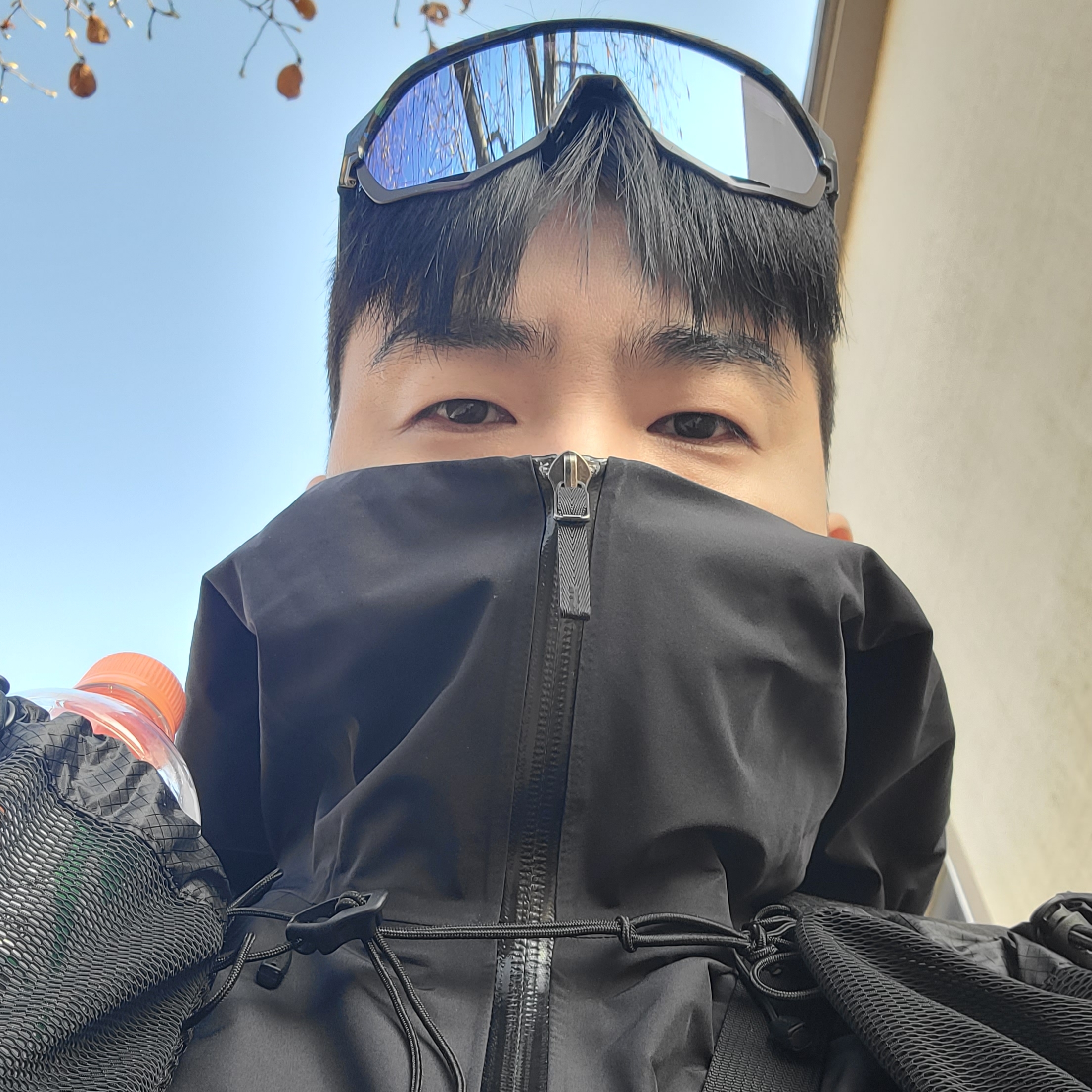 Arc'teryx Beta LT Jacket Black 착용 스타일 - 2