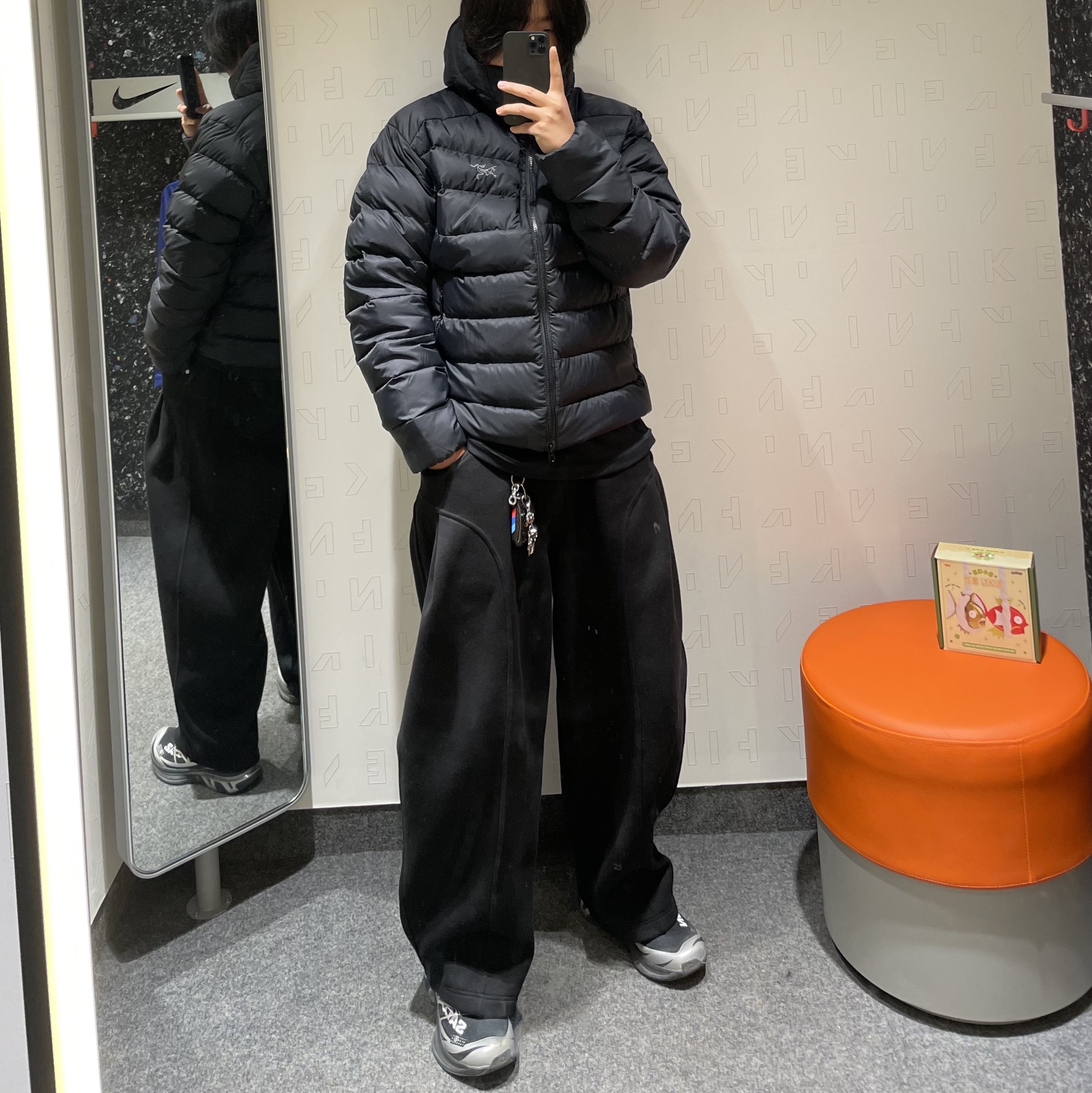 Arc'teryx Thorium Hoody Black, Salomon x MM6 Masion Margiela XT-MM6 Black Ftw Silver 착용 스타일