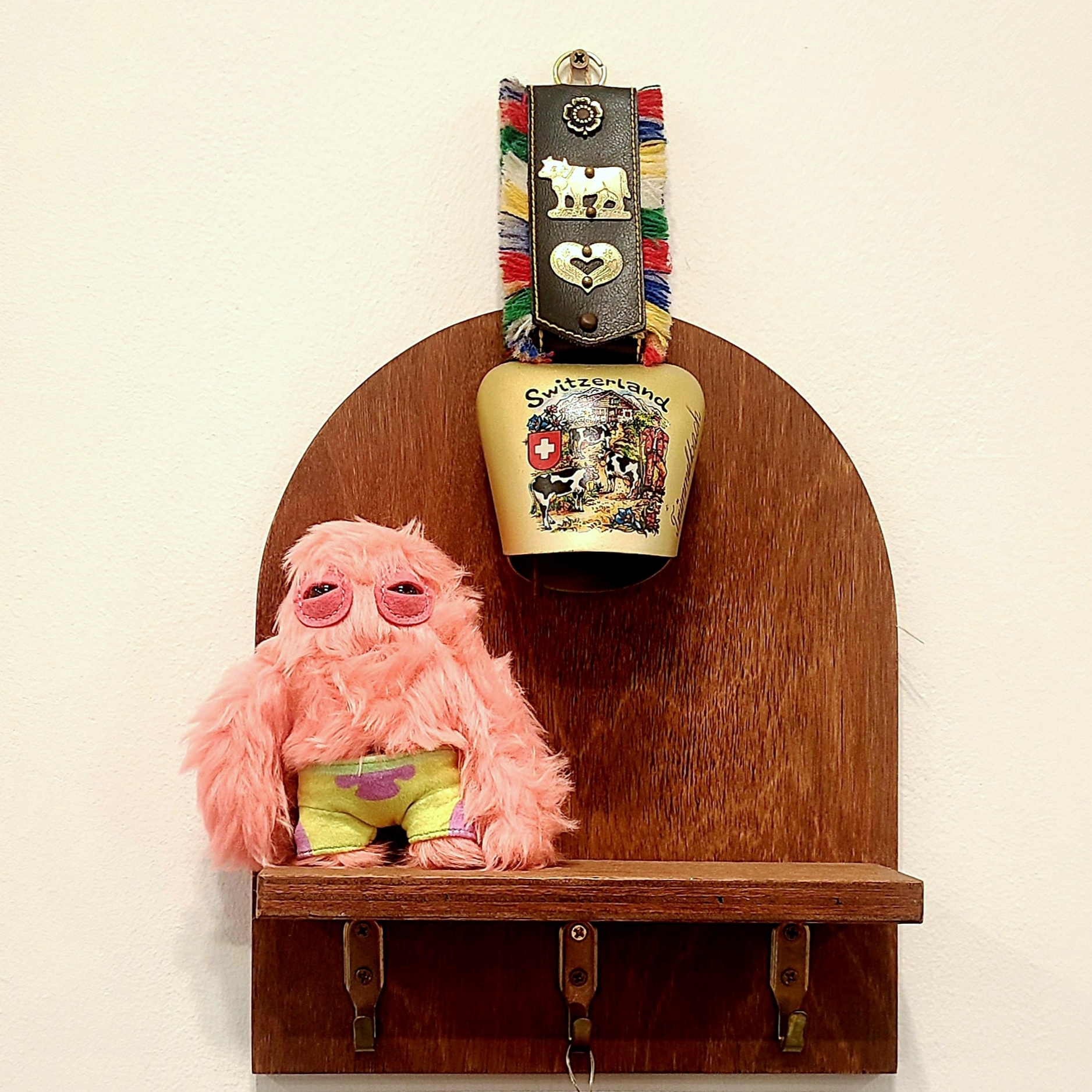 Fuggler x SpongeBob Patrick Star Keyring Pink 착용 스타일