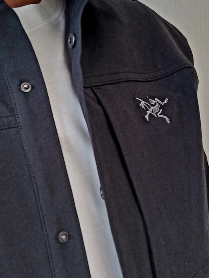 Arc'teryx Ralle Parka Black, Arc'teryx Cronin Cotton Overshirt Black 착용 스타일 - 4