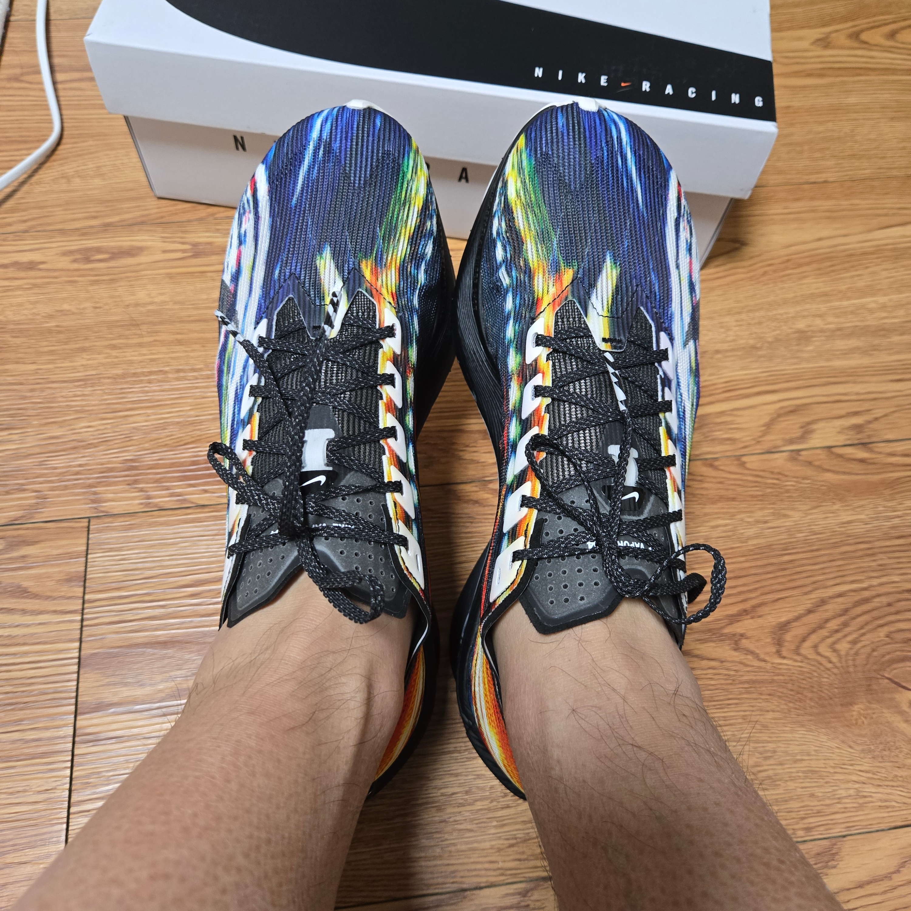 Nike ZoomX Vaporfly Next% 4 Premium Multi Color White 착용 스타일 - 6