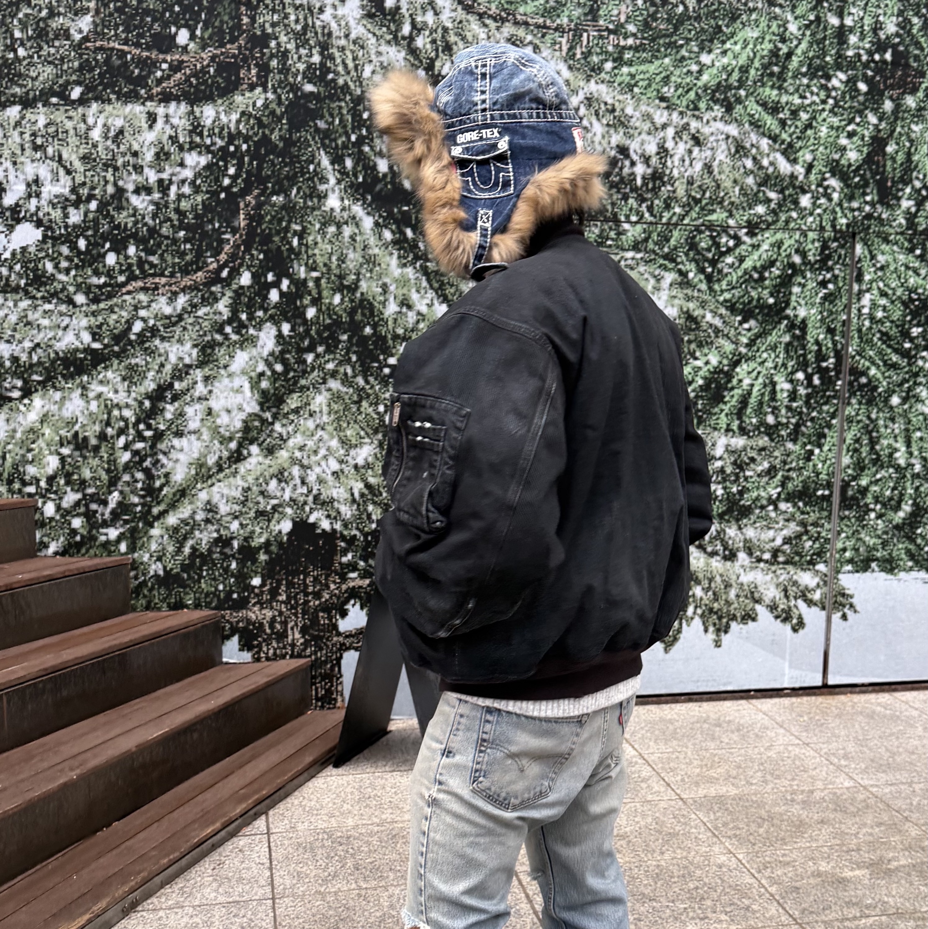 Supreme x True Religion Gore-Tex Trooper Denim - 22FW 착용 스타일 - 4