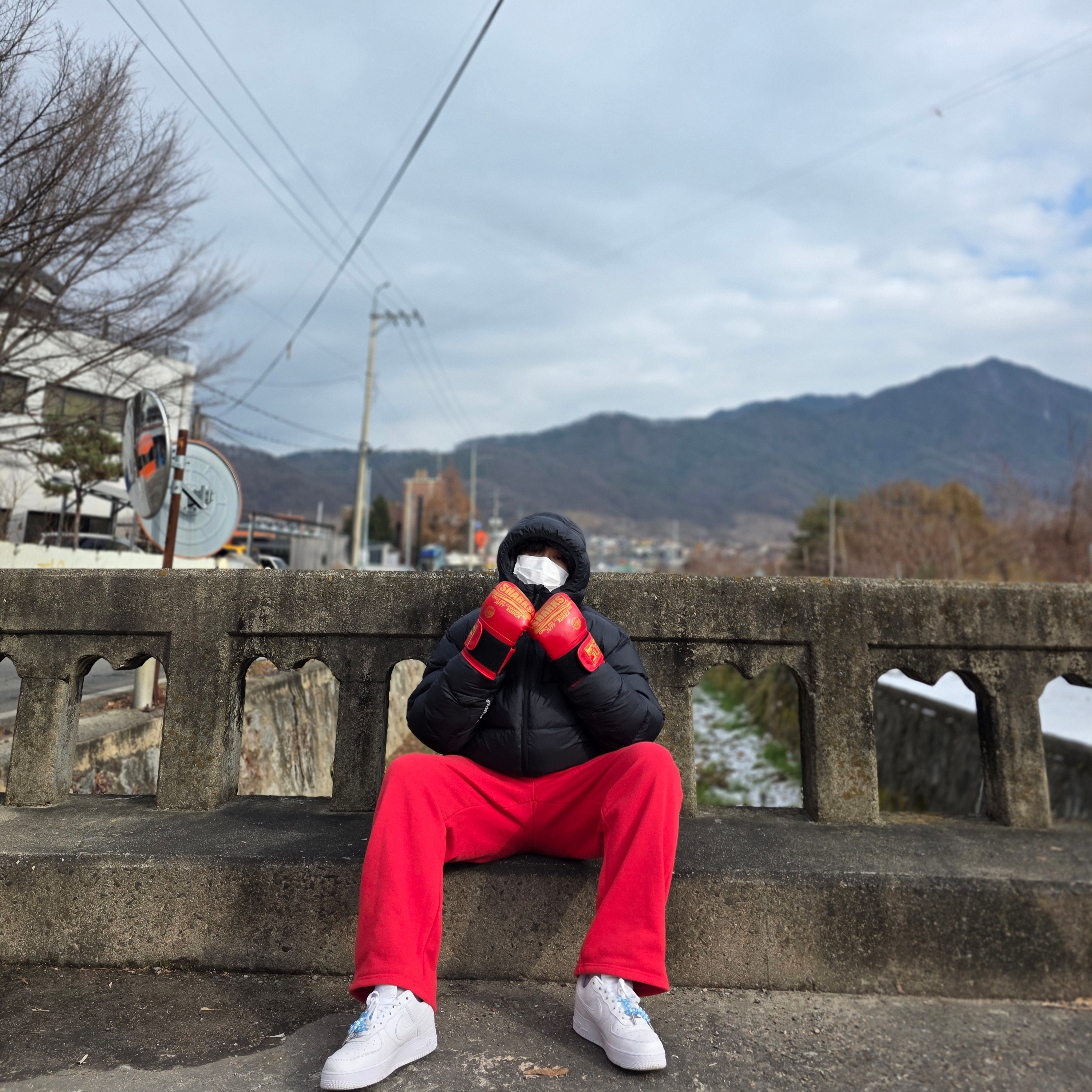 Nike ACG Therma-Fit ADV Lunar Lake Loose Hooded Jacket Black Summit White - Asia, Nike x Drake Nocta Air Force 1 Low SP Certified Lover Boy White 착용 스타일 - 1