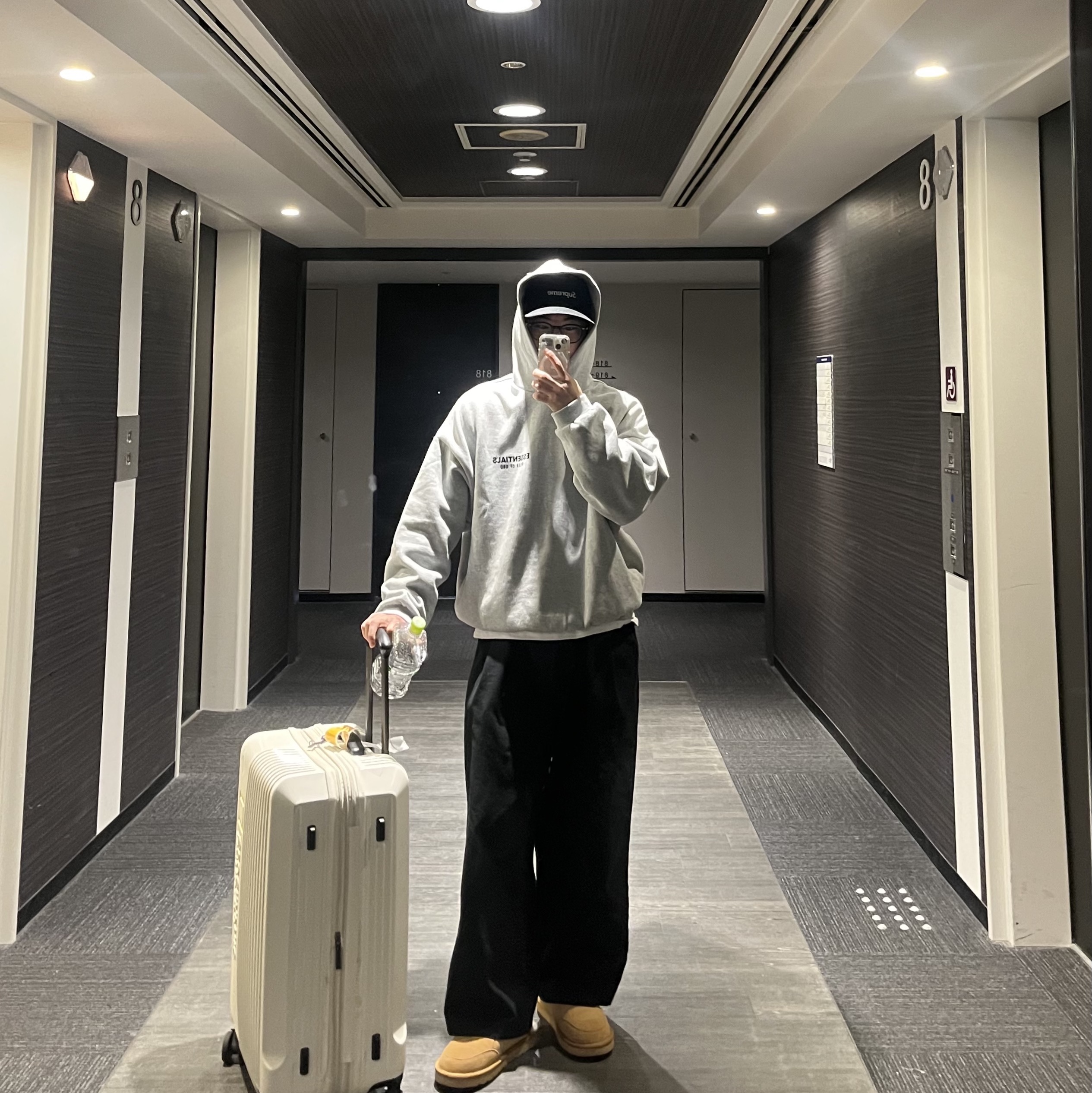 Supreme Washed Chino Twill Camp Cap Black, Essentials Fleece Hoodie Light Heather Grey - 24FW 착용 스타일