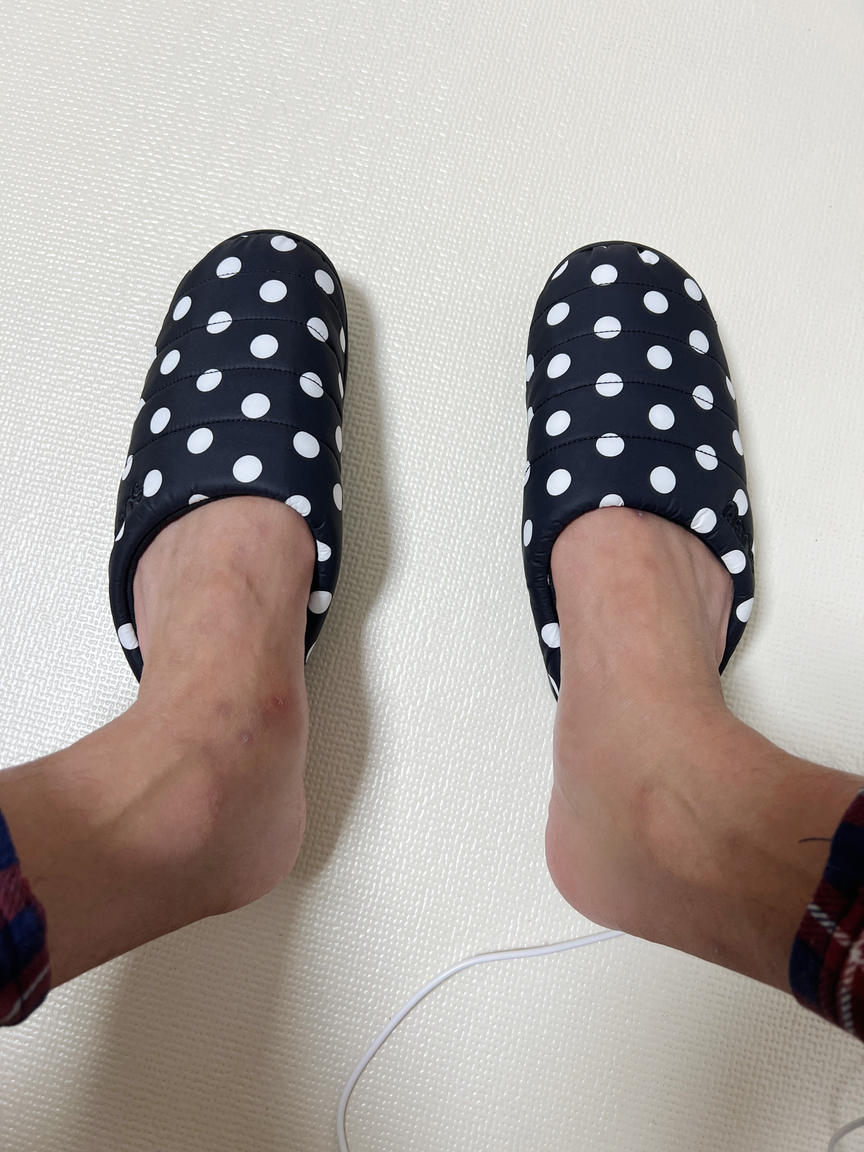 Subu Permanent F-Line Dots 착용 스타일 - 1