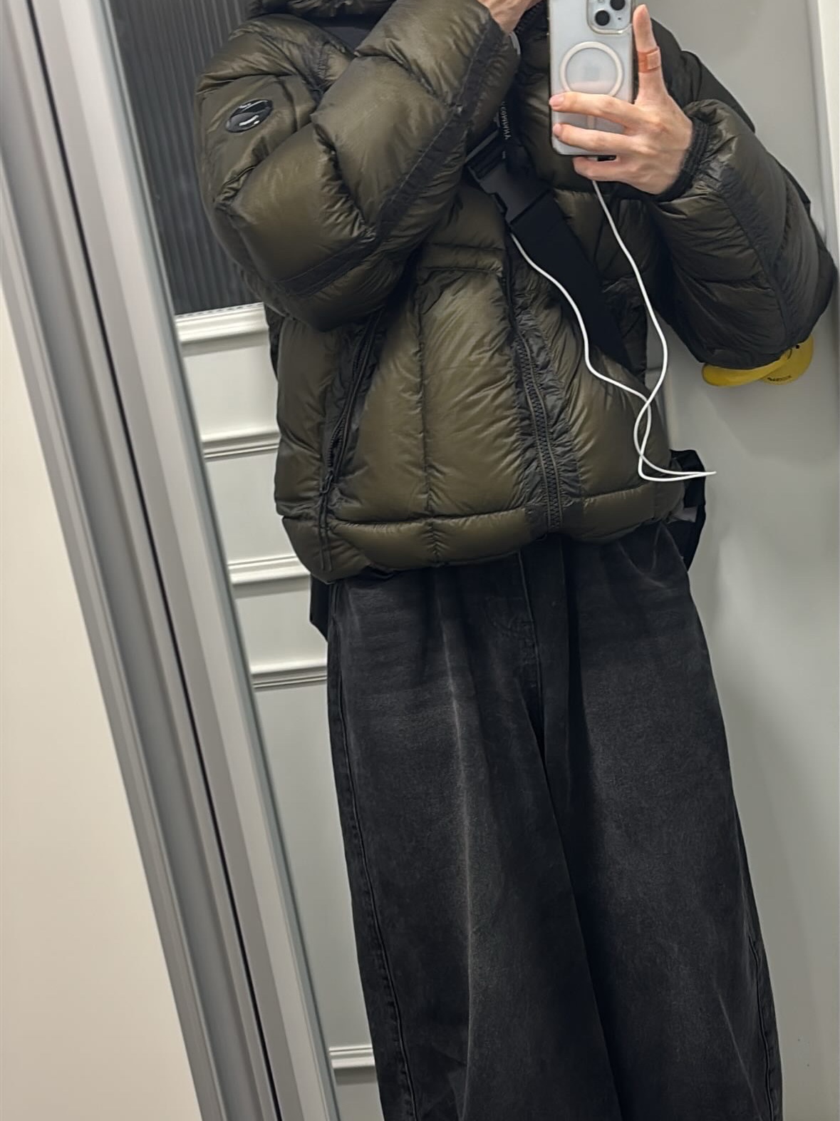 C.P. Company D.D. Shell Hooded Down Jacket Seagrass - 25FW, Moncler Vajolet Padding Jumper Black - 24FW 착용 스타일 - 1