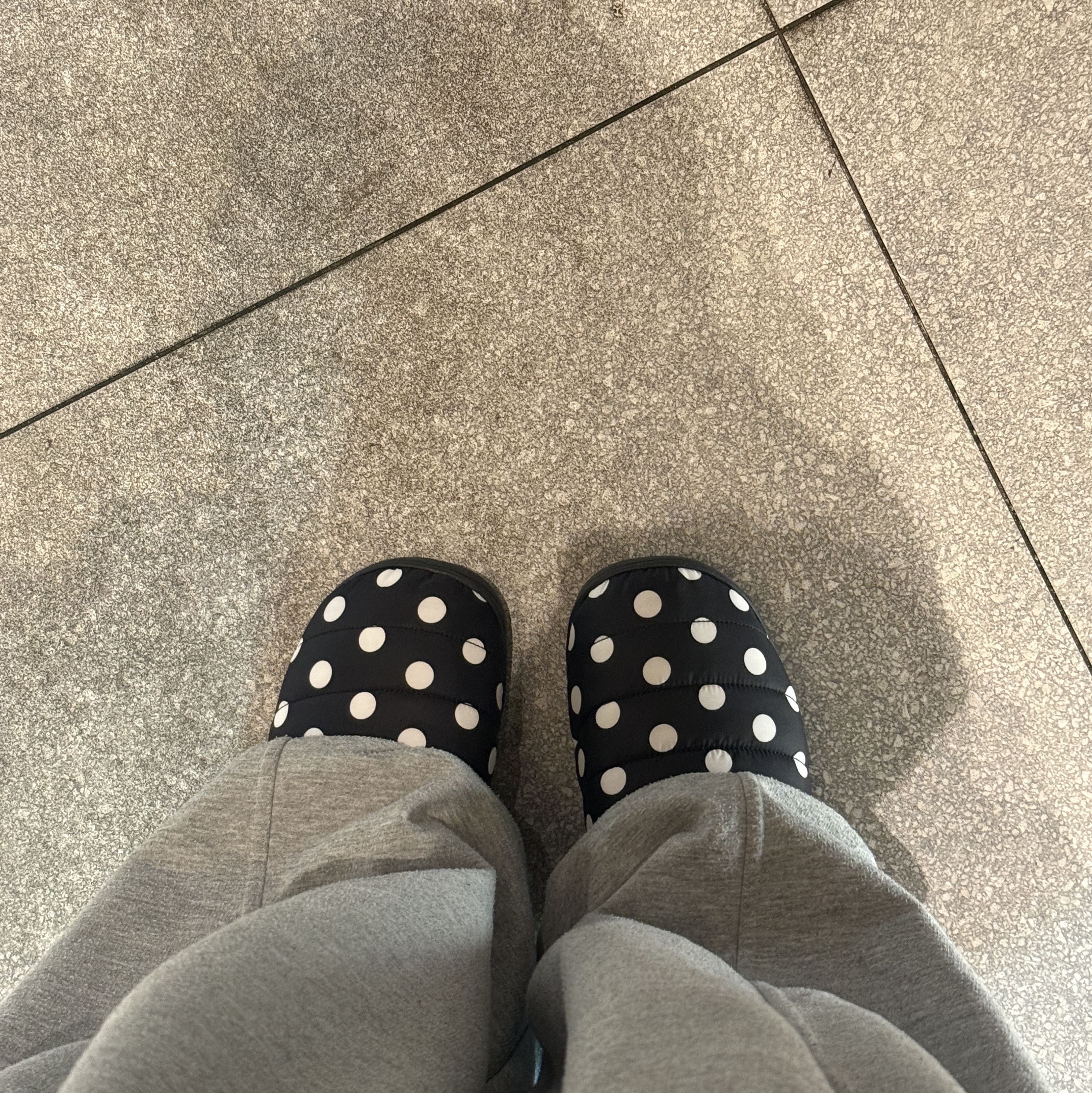 Subu Permanent F-Line Dots 착용 스타일