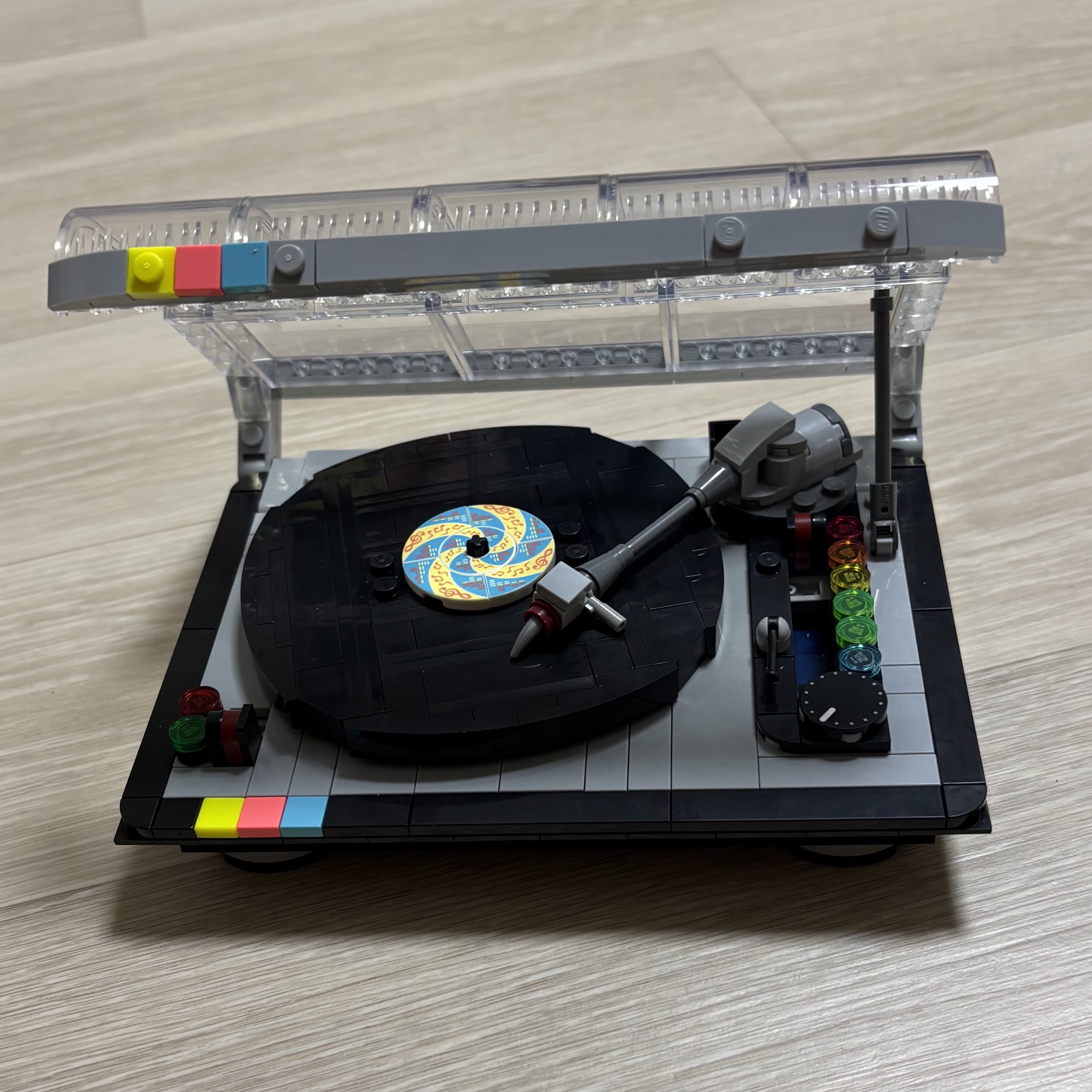 Lego Retro Record Player 착용 스타일 - 3