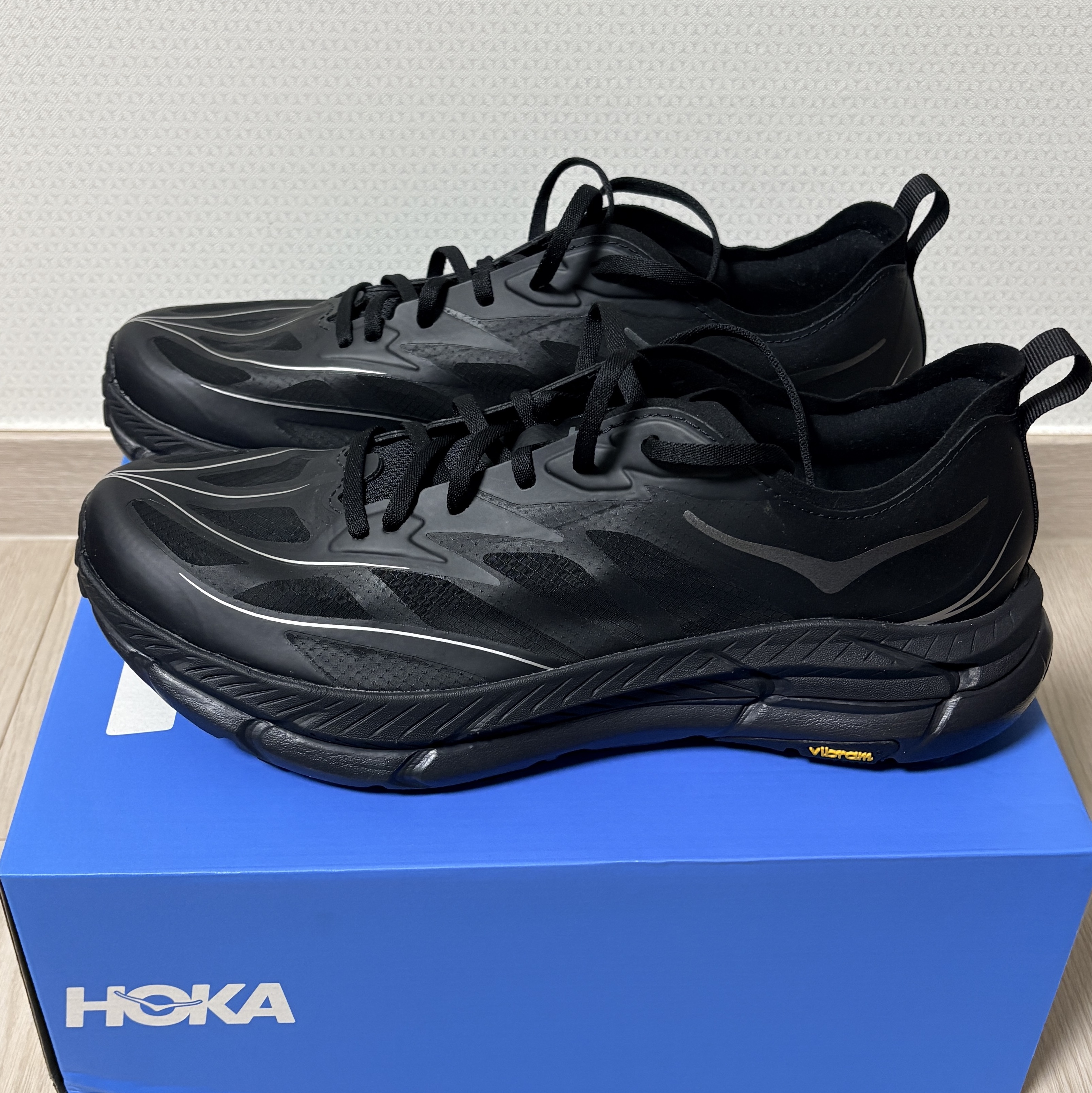 Hoka Mafate Speed 4 Lite Black Outer Orbit 착용 스타일 - 2
