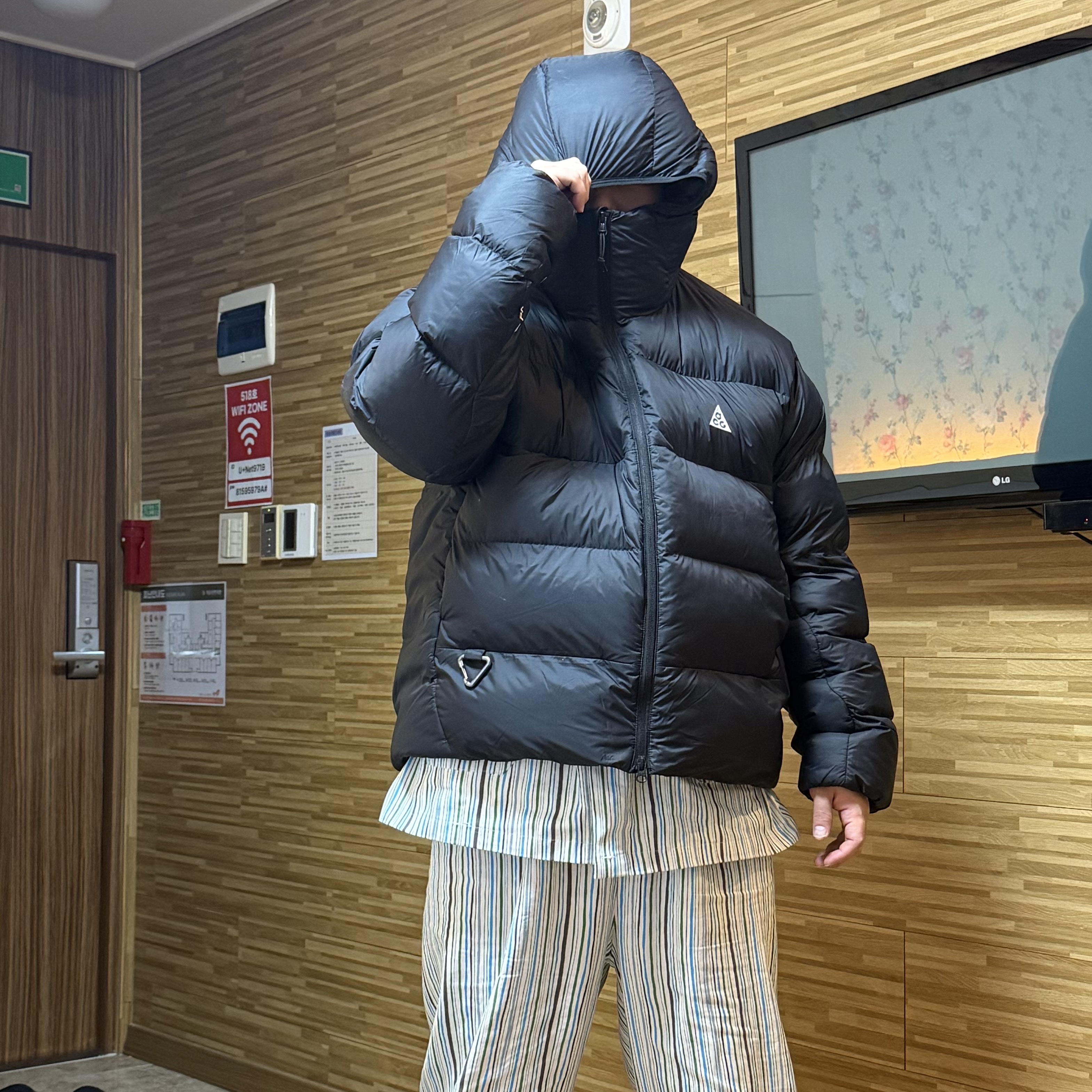 Nike ACG Therma-Fit ADV Lunar Lake Loose Hooded Jacket Black Summit White - Asia 착용 스타일