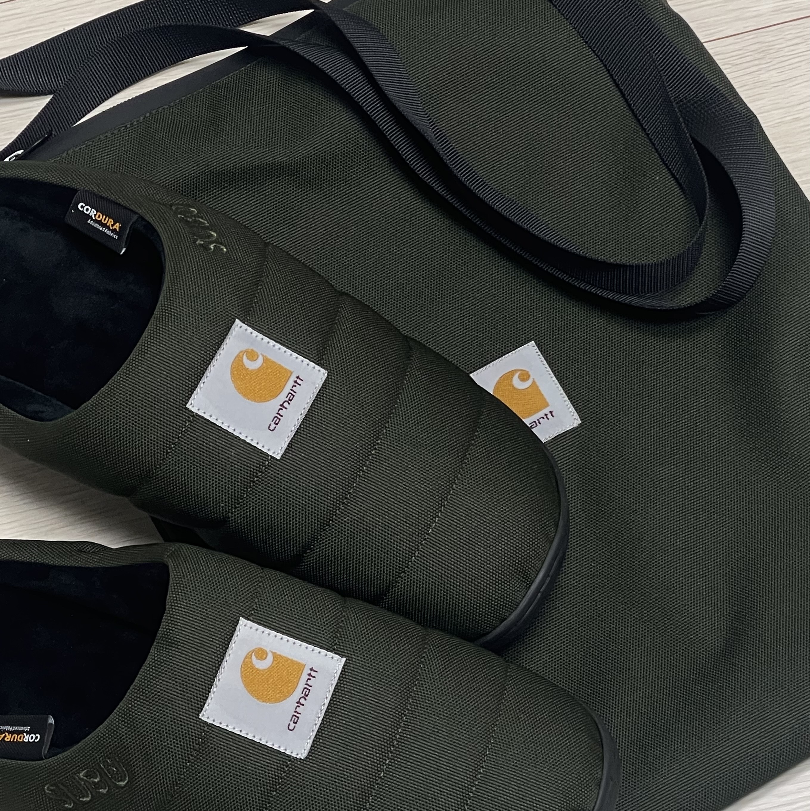 Subu x Carhartt WIP Cordura Sandal Green, Subu x Carhartt WIP Cordura Sandal Hamilton Brown 착용 스타일 - 3