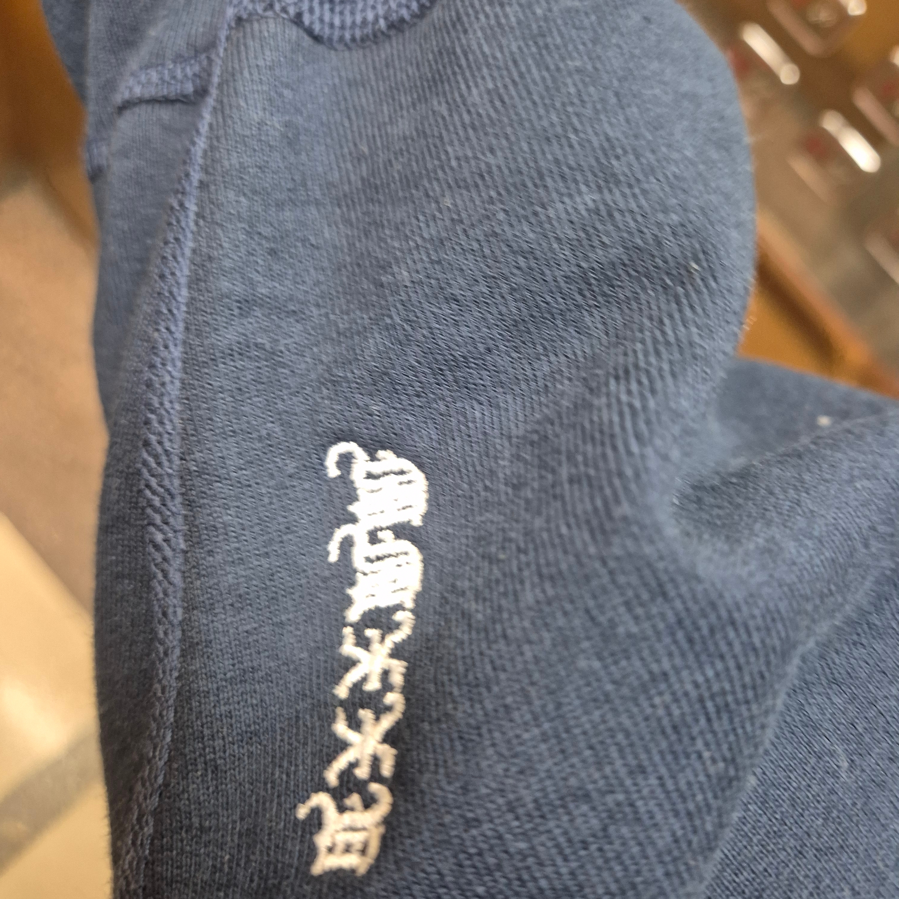 Supreme Box Logo Hooded Sweatshirt Navy - 25FW 착용 스타일 - 2