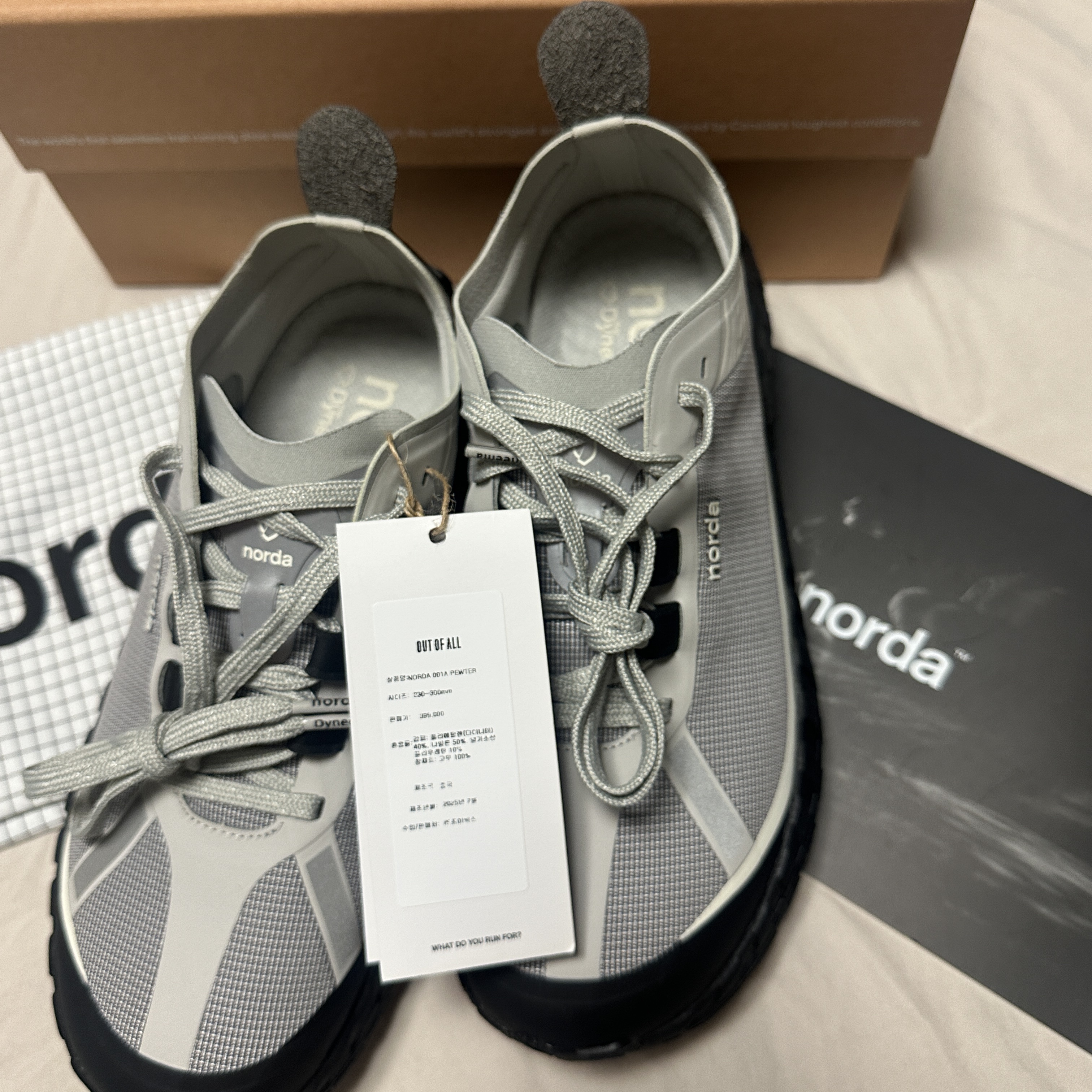 Norda 001A Pewter, (W) Norda 001A Pewter 착용 스타일 - 3